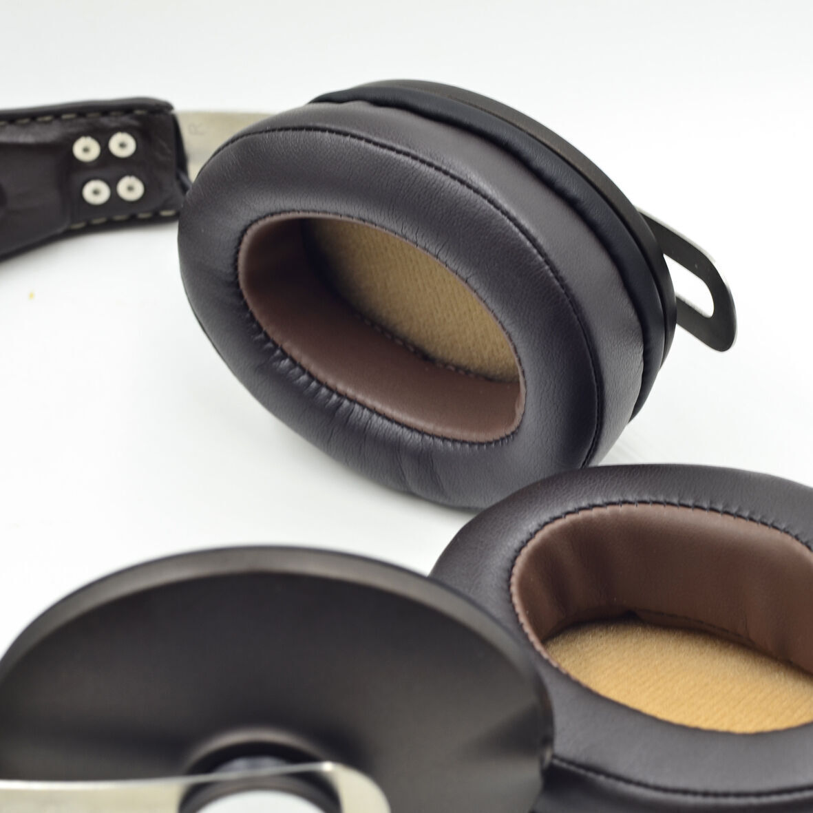 Ear pads CUSHION FOR Sennheiser Momentum 2.0 (M2) Wireless OVER EAR headphones