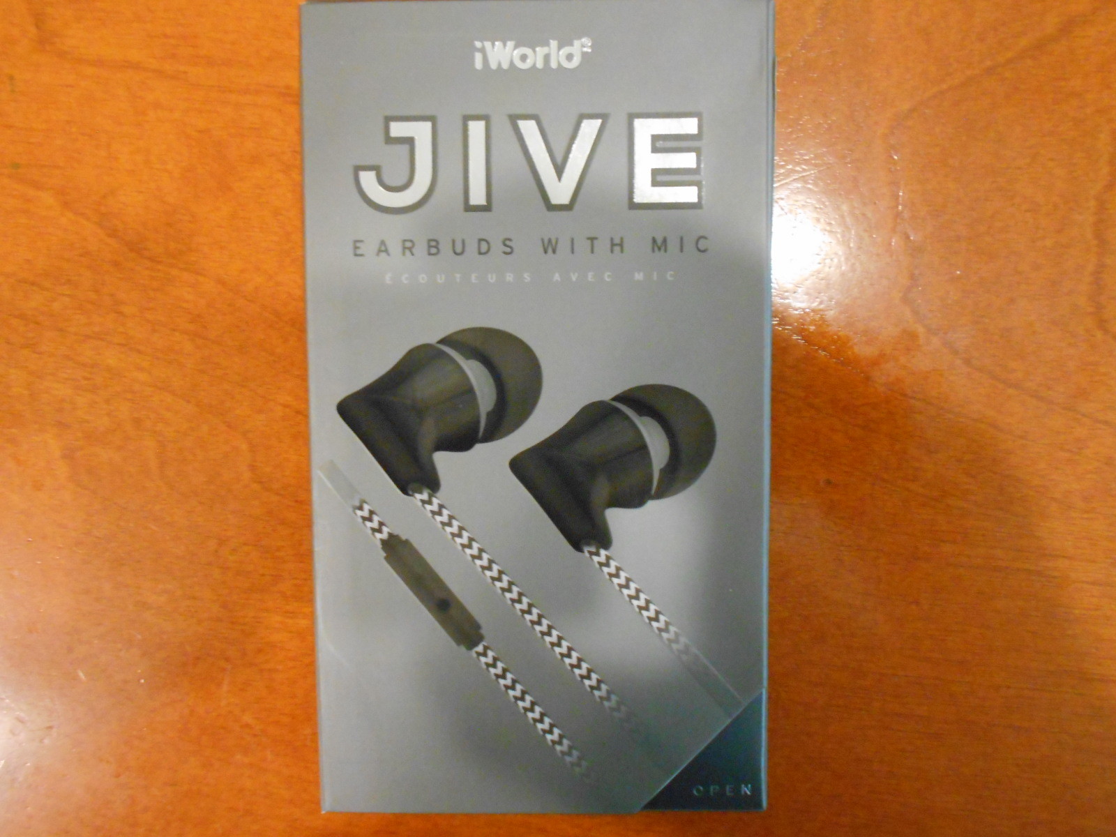 iWorld JIVE Earbuds MIC & REMOTE & Tangle Free Cable Earphones BLACK EJV-1000