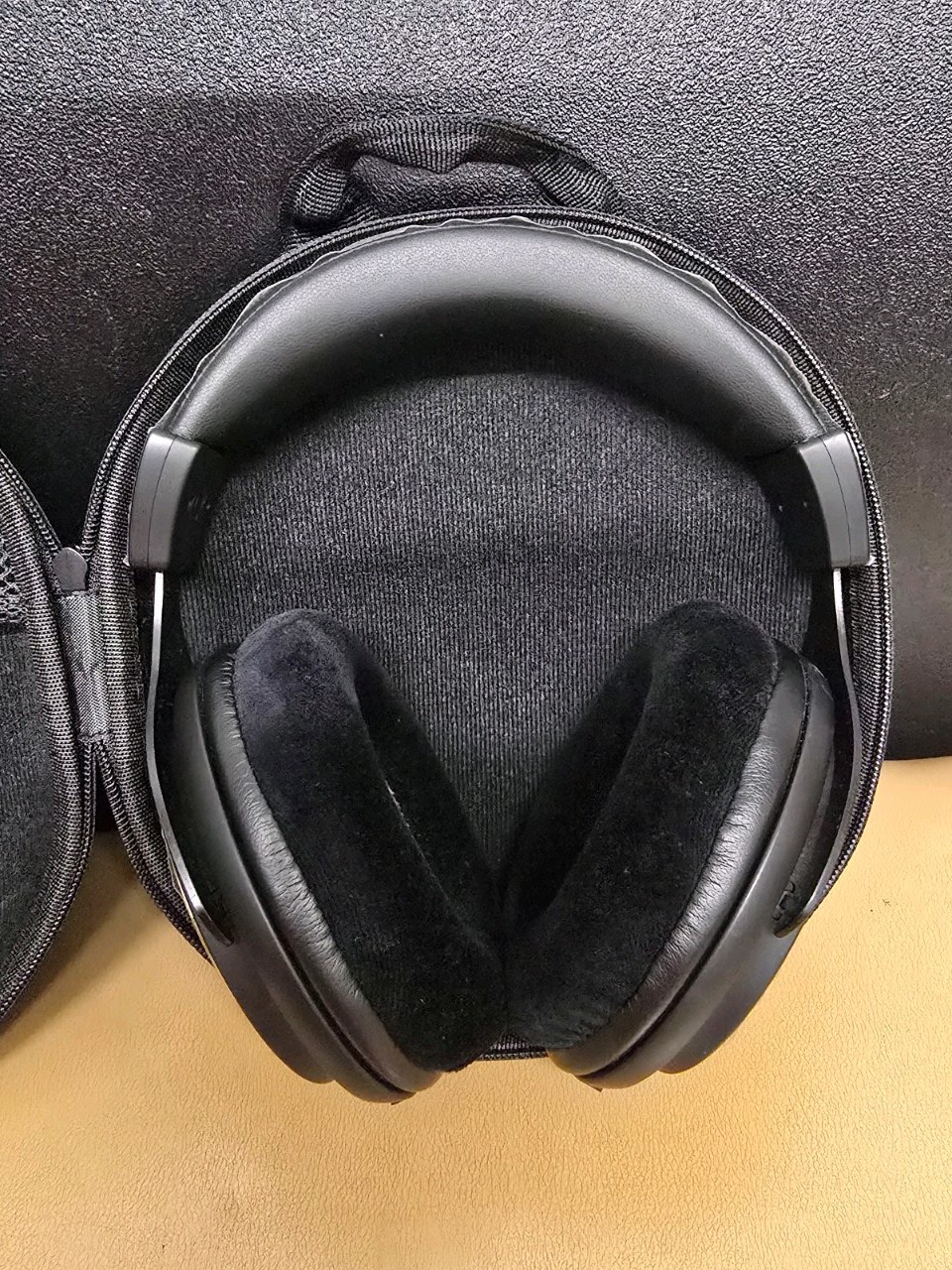 THIEAUDIO Ghost 40mm Dynamic Driver over ear Open Back Headphones
