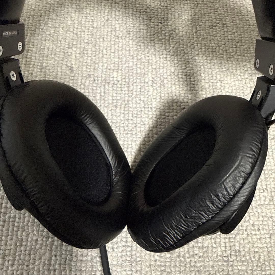 Sony MDR-CD900ST Studio Monitor Headphones Wired Closed Back Preowned from Japan