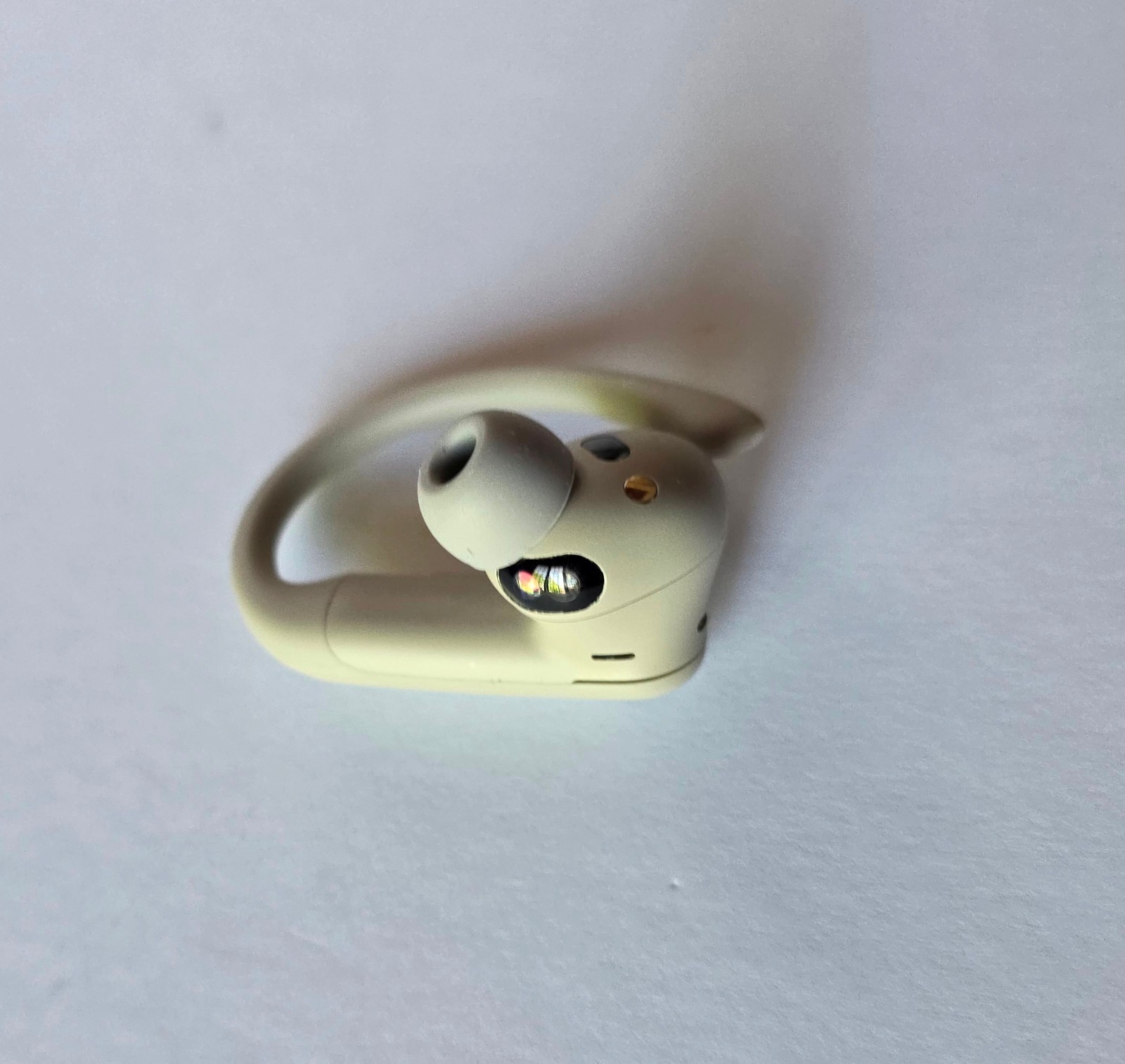 Unused OEM Quick Sand Powerbeats Pro 2 RIGHT SIDE ONLY Wireless Earbud MX733LL/A