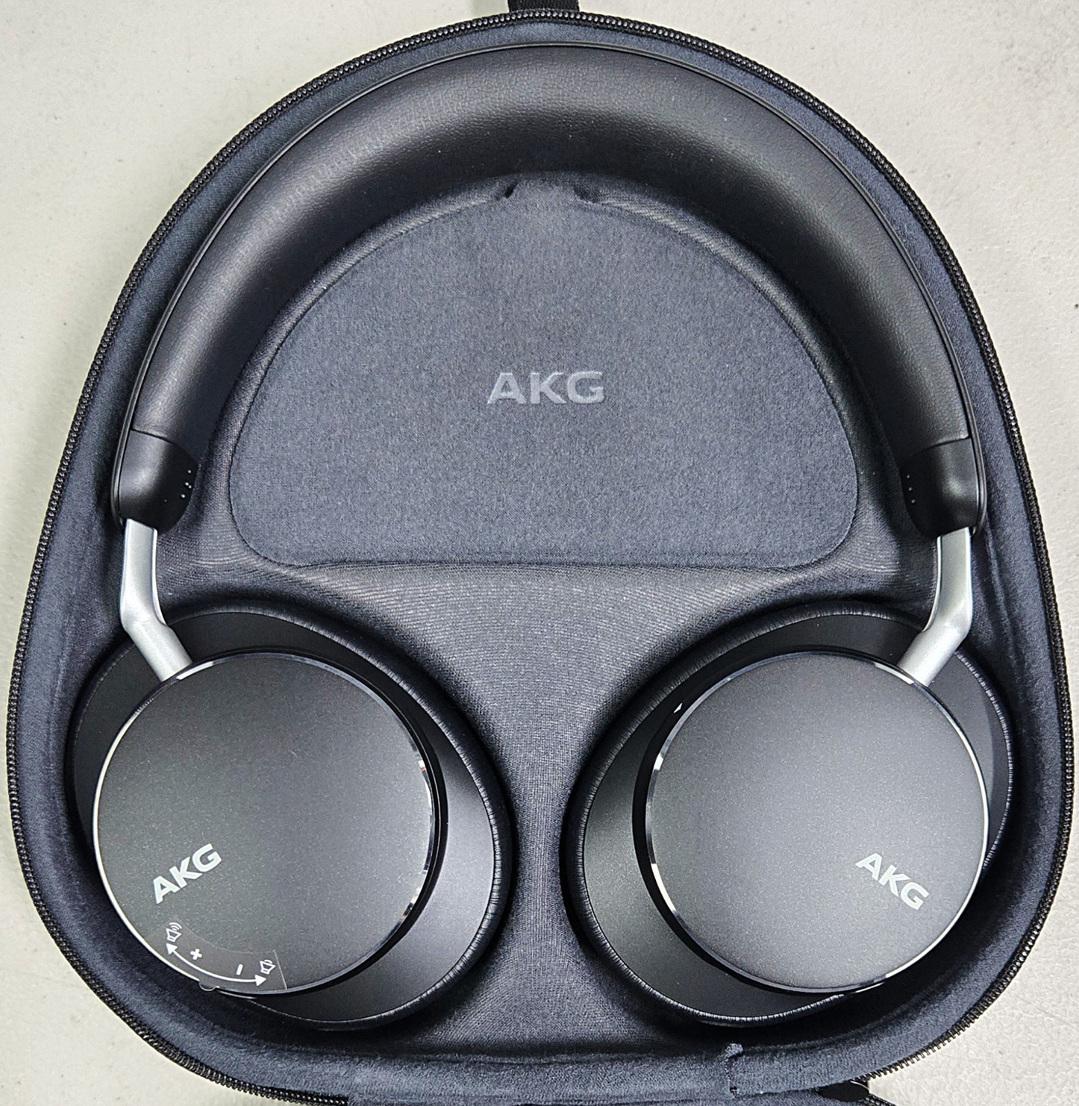 AKG N9 Hybrid Wireless Headphones – Hi-Res Audio + ANC