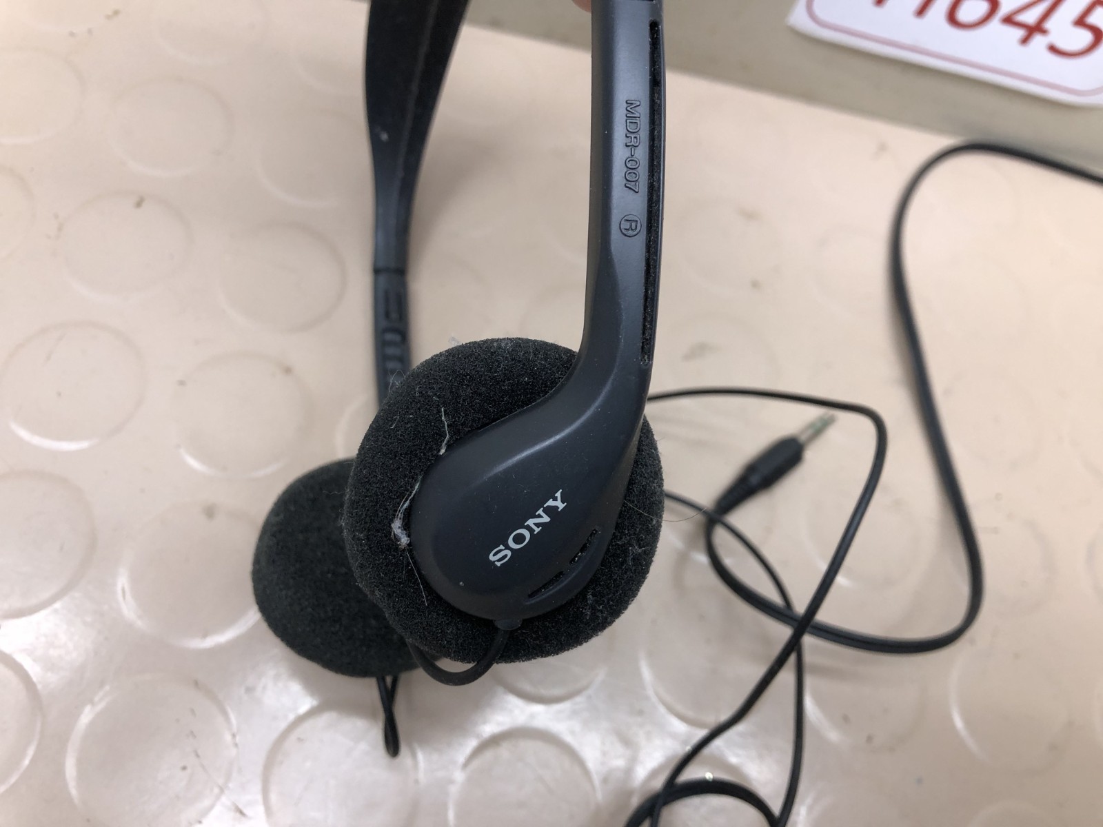 Vintage SONY MDR-007 On-Ear Portable Headphones Black