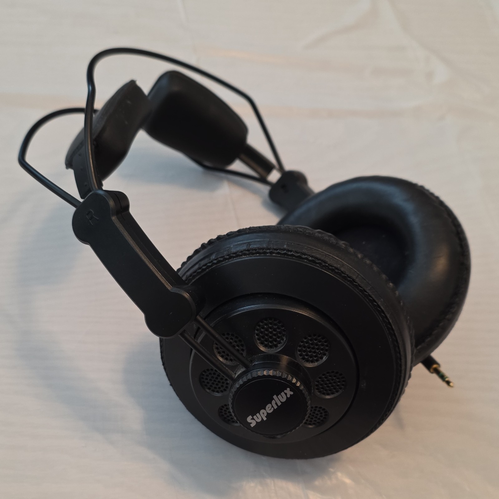 Superlux HD 668B 250 Ohm Wired 3.5mm Studio Monitoring Headphones Black