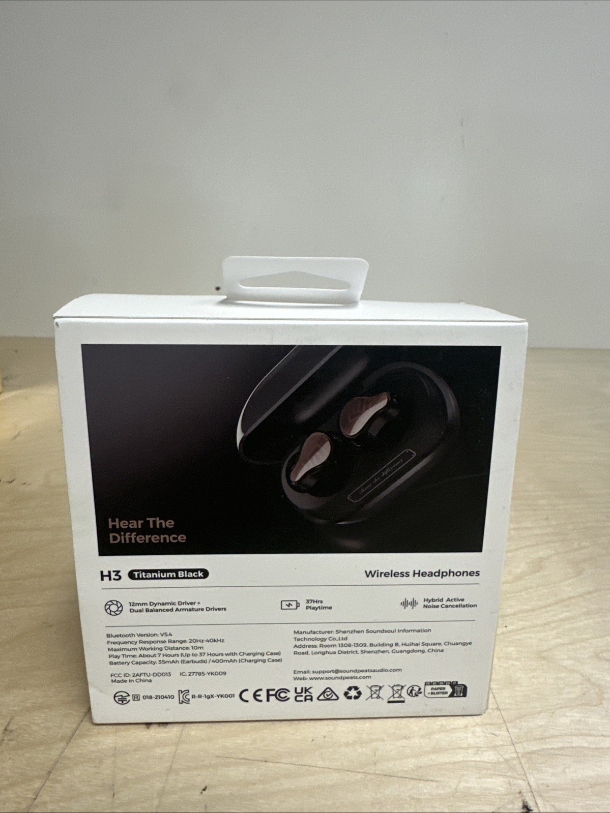 SoundPEATS H3 Titanium Black Bluetooth In-Ear Earbuds Opened
