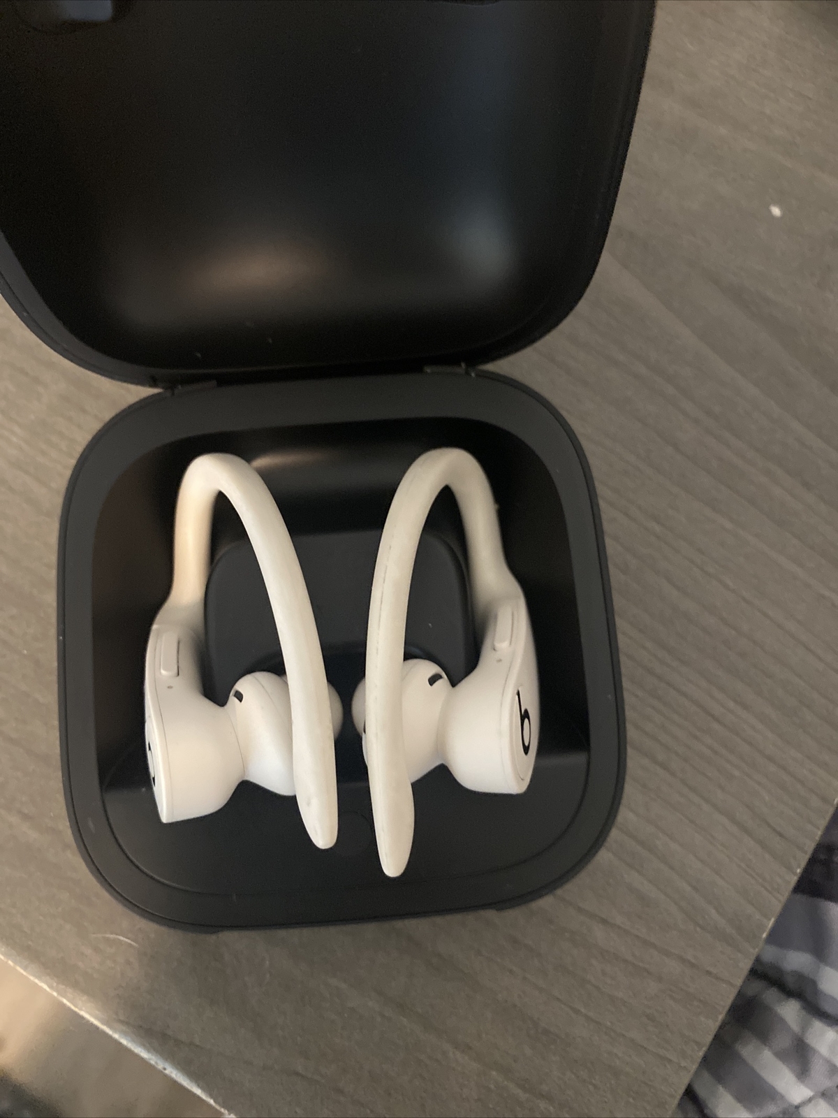 Beats by Dr Dre MV722LLA Powerbeats Pro Wireless Earphones – Ivory