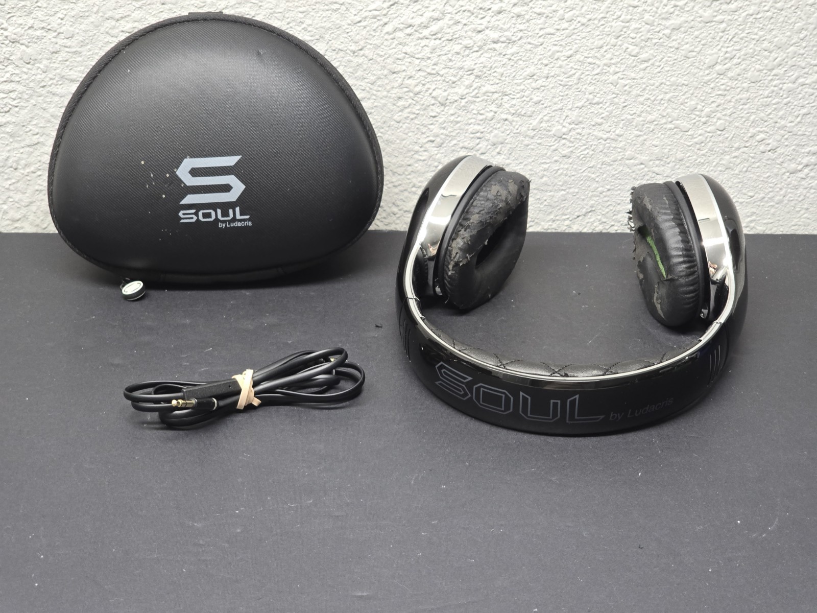 Original SOUL Headphones by Ludacris / Free Fast Shipping.
