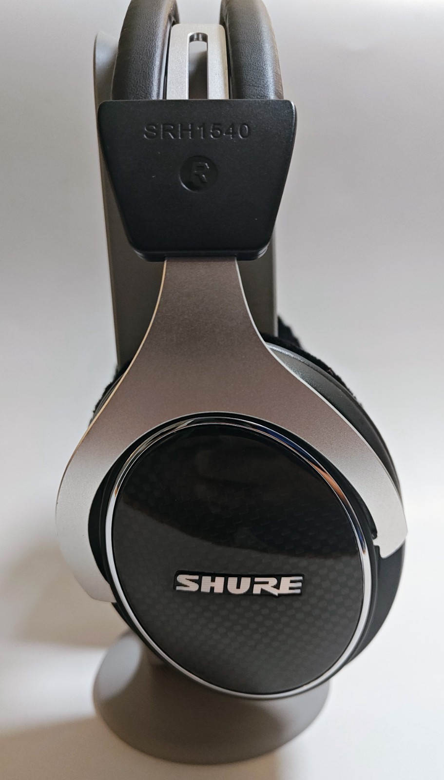 Shure SRH1540 Premium Studio Headphones – Tested Working w/ New Aftermarket Pads