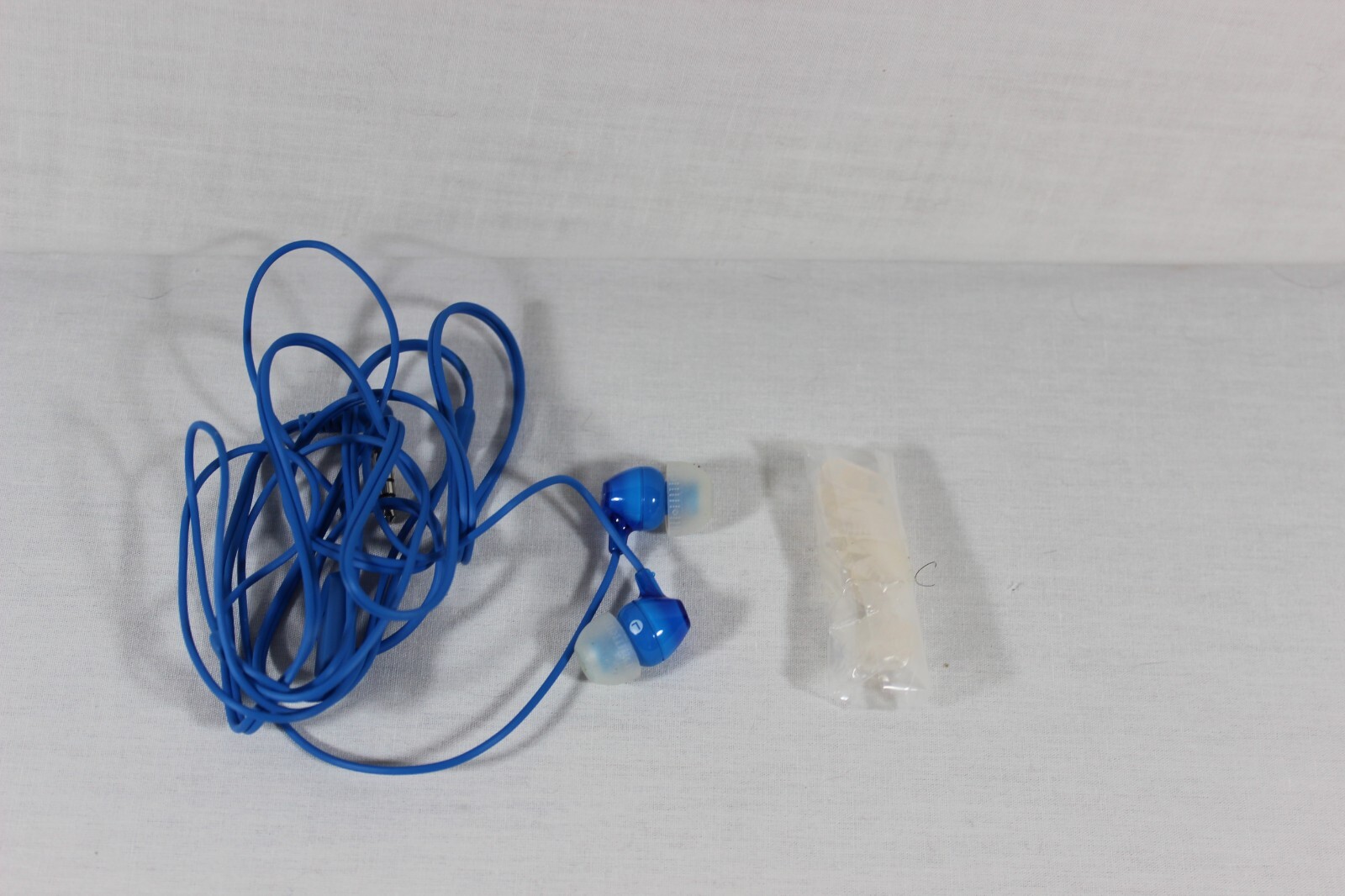 NEW GENUINE SONY MDR-EX14AP BLUE EARBUD HEADPHONES MDREX14AP MICROPHONE HEADSET