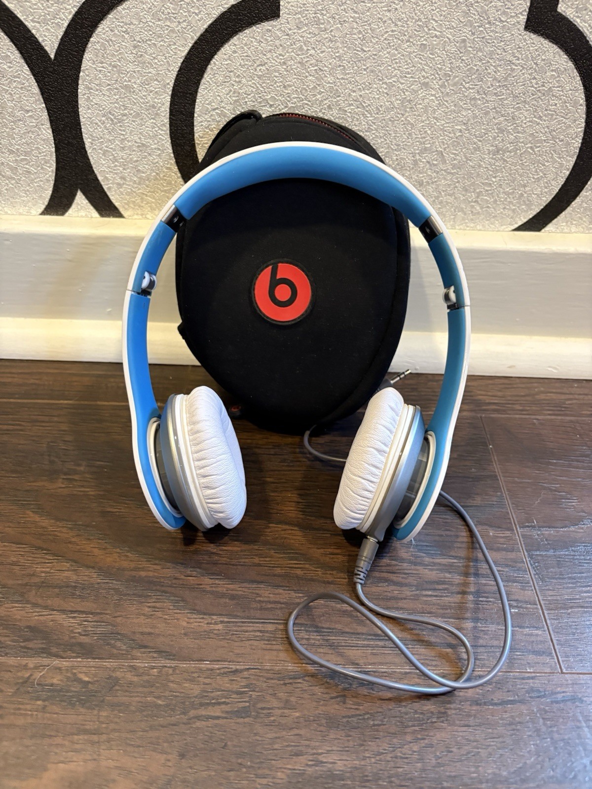 Futura x Beats by Dre Solo HD Wired Headphones Limited Edition Artist Series