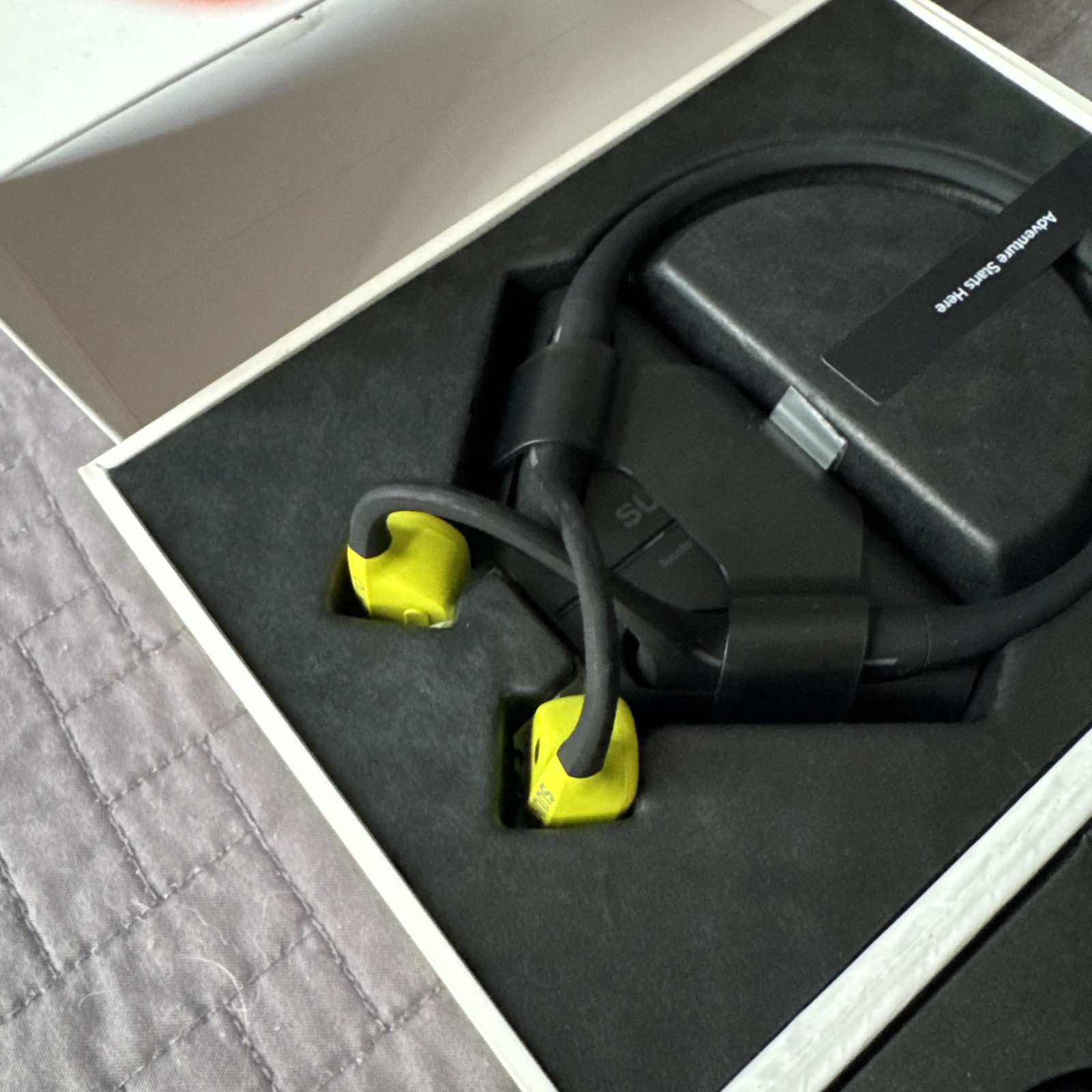 SUUNTO WING Bone Conduction Headphones Hi Viz