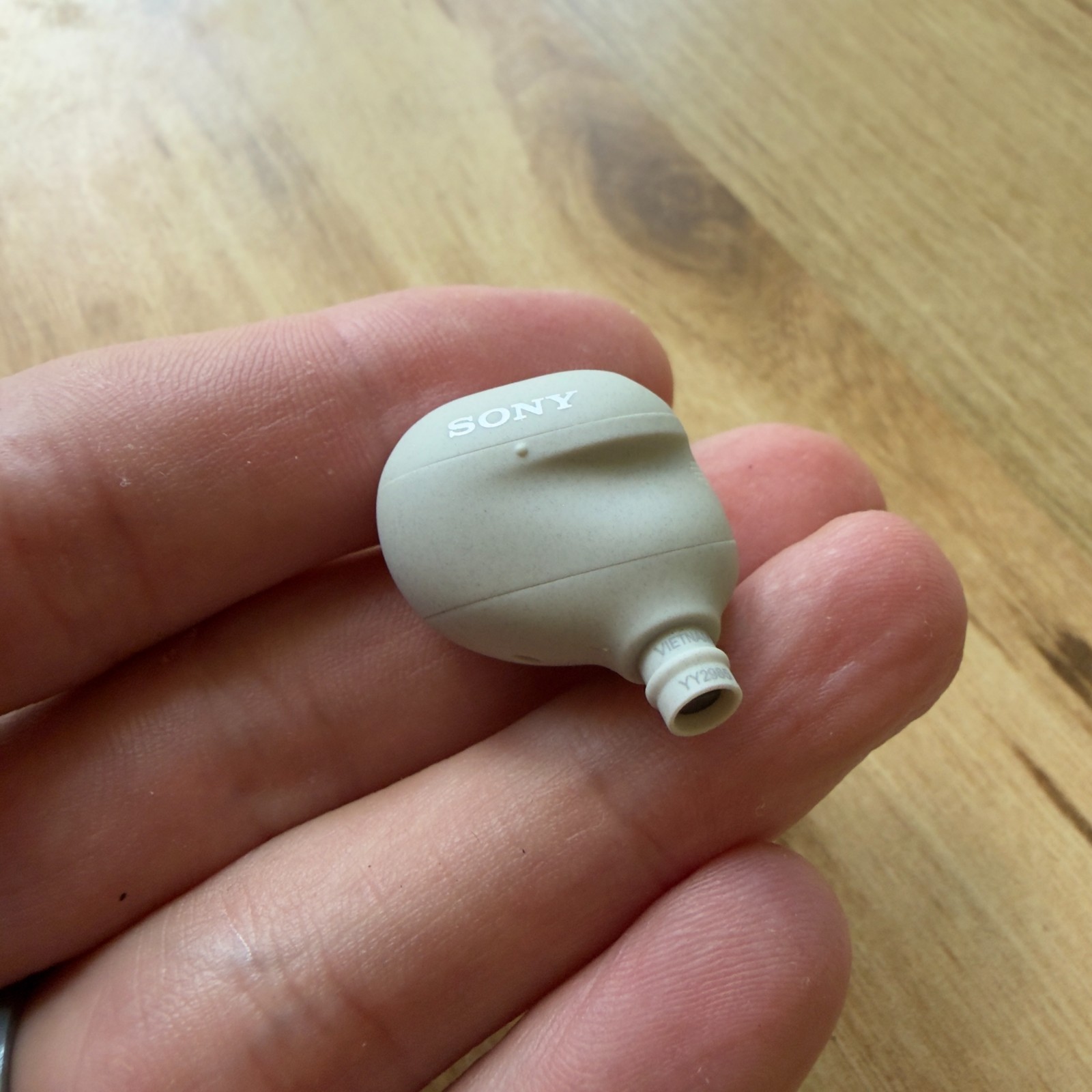 SONY WF-1000XM6 Truly Wireless Noise Cancelling Earbuds – Platinum Silver