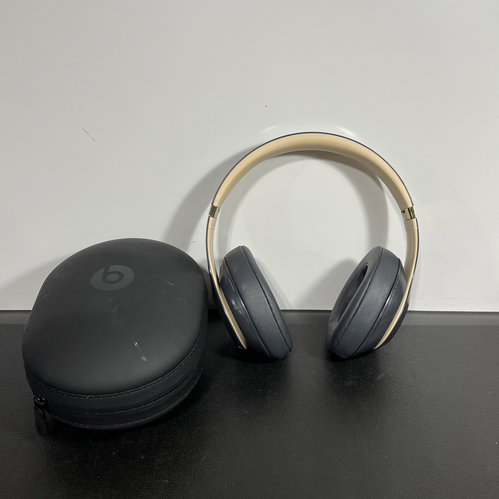 Beats by Dr. Dre Studio3 Bluetooth On Ear Wireless Headphones – Shadow Gray
