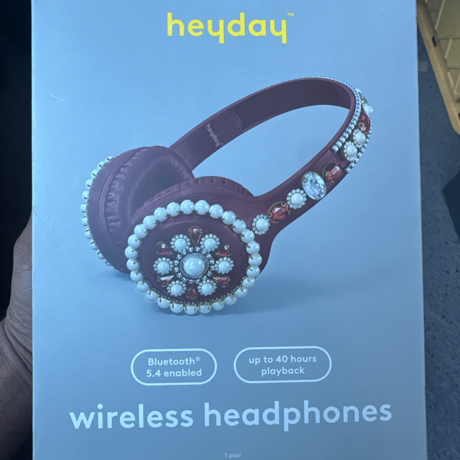wireless headphones, Bluetooth 5.4 enabled, up to 40hours playback / black colo