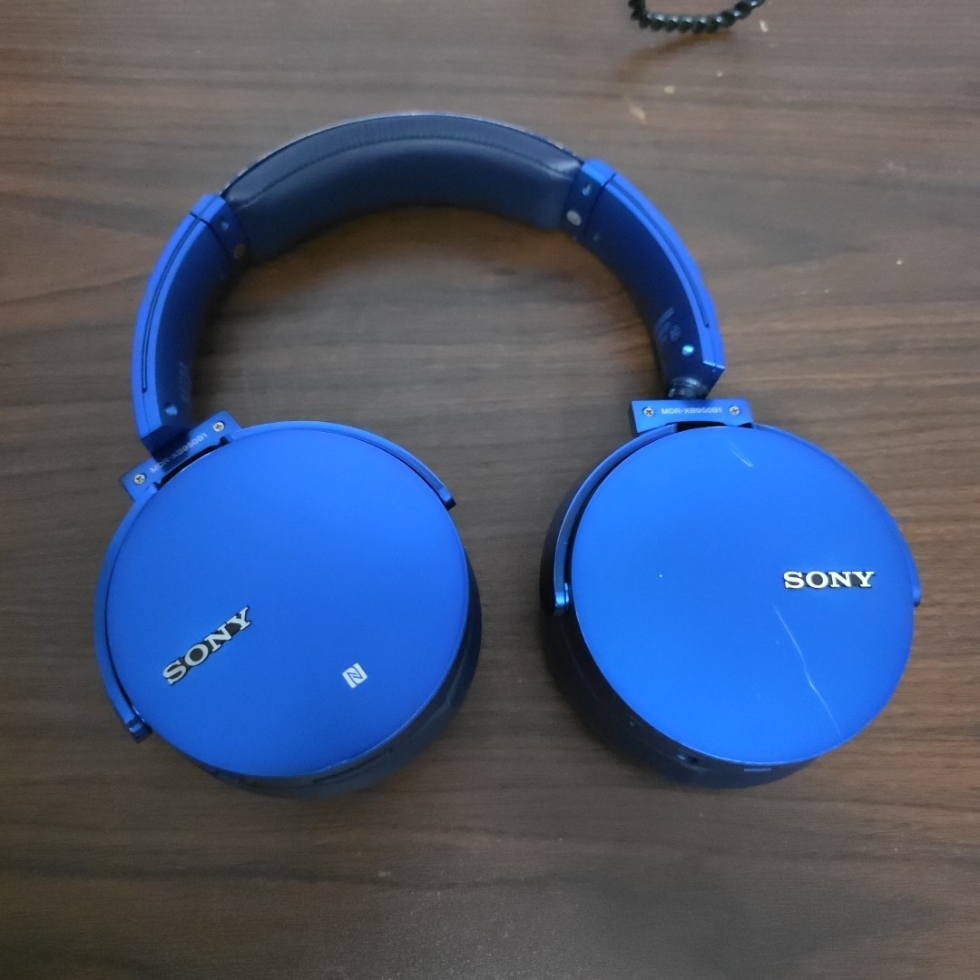 SONY MDR-XB950BT Extra Bass Wireless Headphones Over-Ear BLUE Read Description