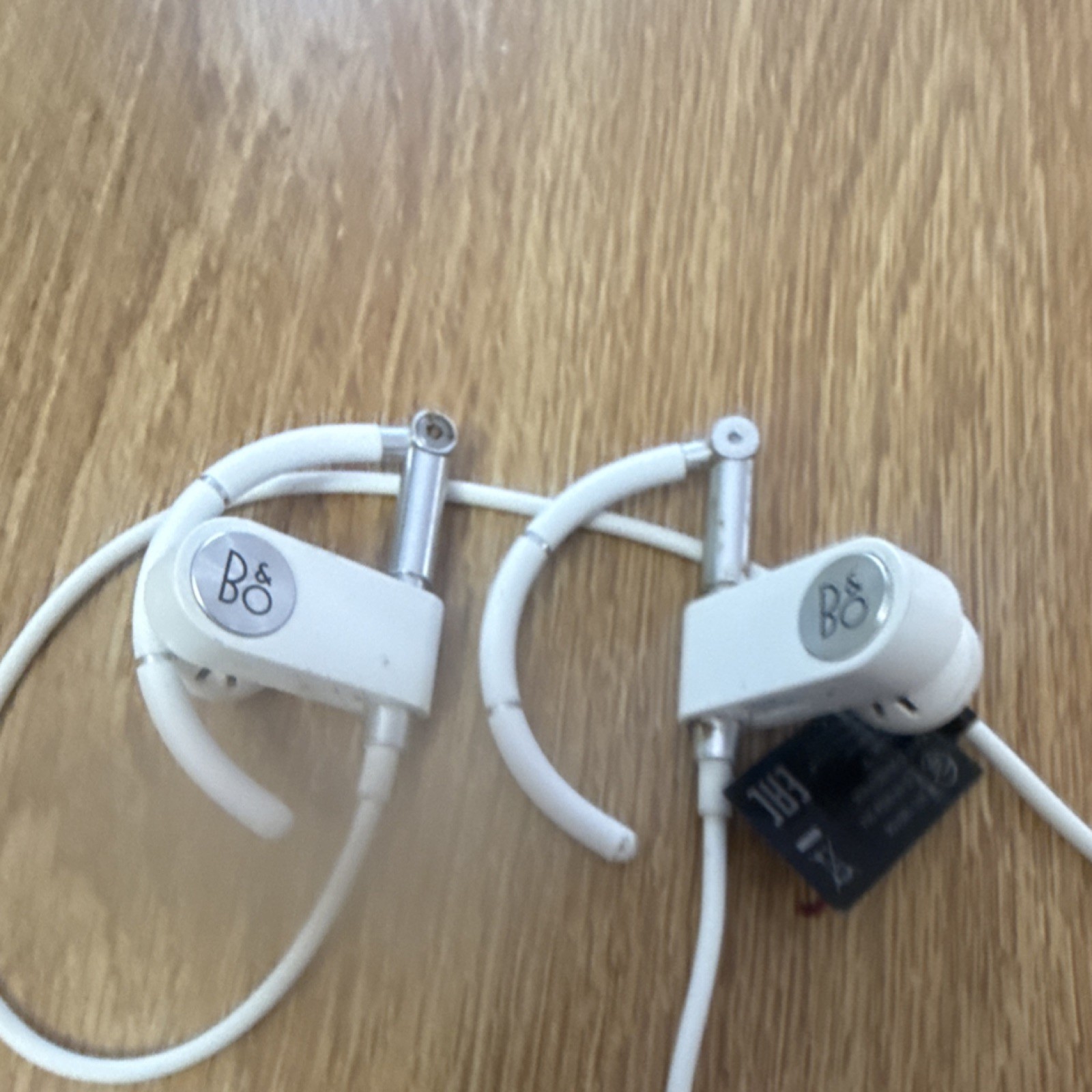 B&O Q11 Bluetooth Double Ear-hook Headphones White 3.5mm Jack Dual Earpiece