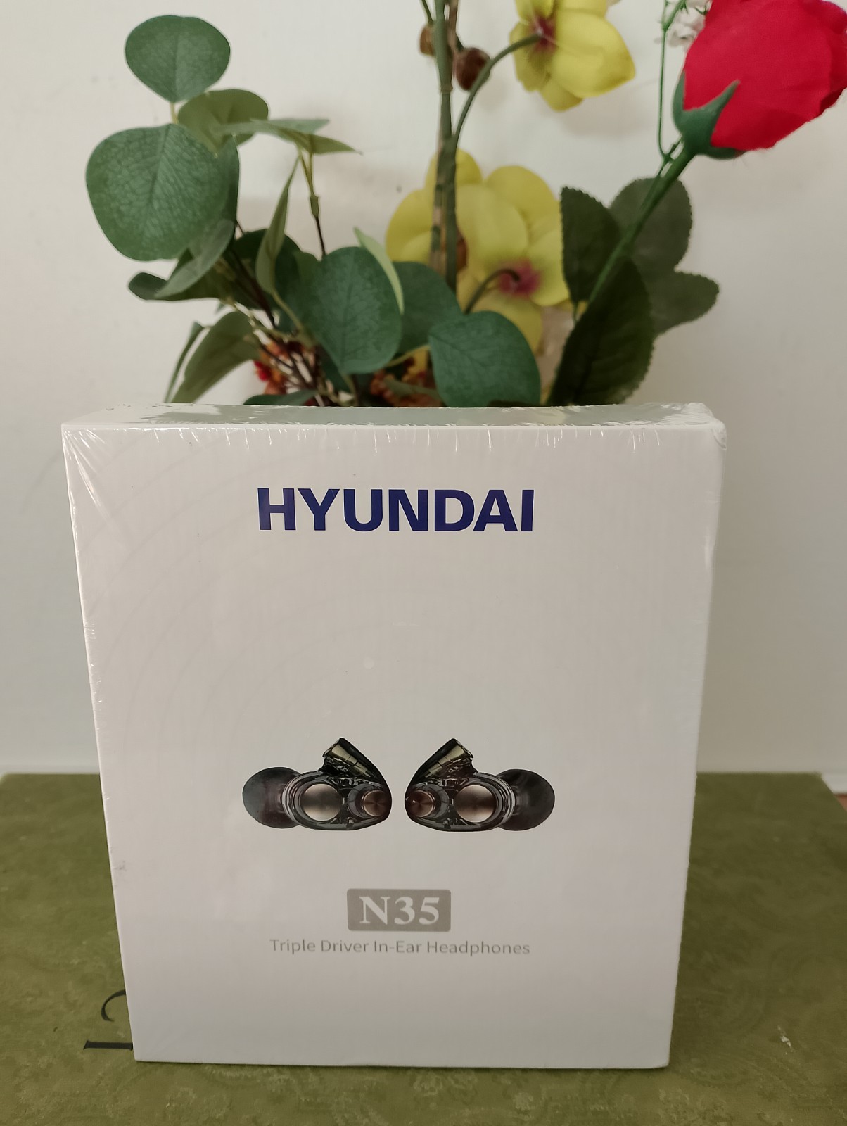 Hyundai N35 Triple Driver In-Ear Headphones