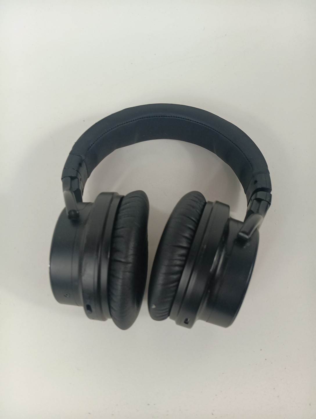 Cowin E7 Active Noise Cancelling Wireless Bluetooth Headphones mic Black MATTE