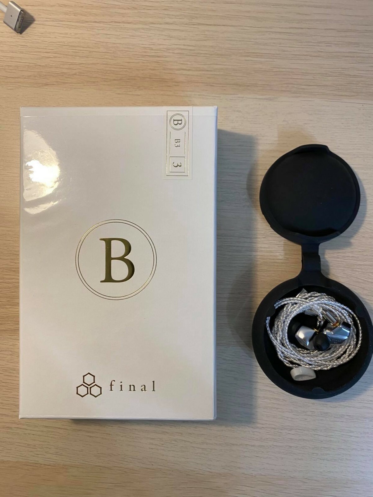 Final Audio B3 (OPEN BOX) IEM 9.5/10 Condition (Silver)