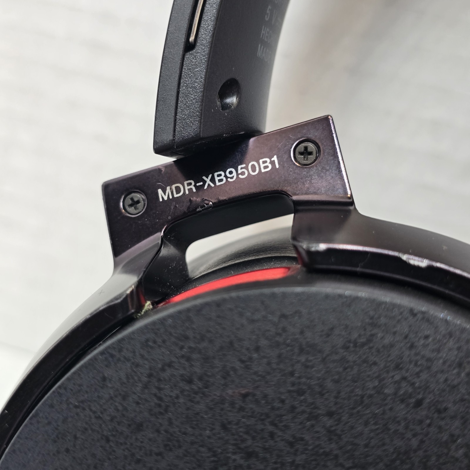 Sony MDR-XB950BT Wireless Headphones Over-Ear Extra Bass Black