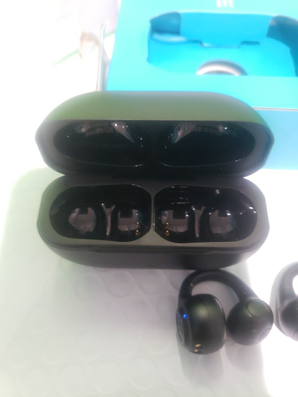 JLab Flex Open Bluetooth Earbuds, Wireless, Clip-On Cuff Design Good Condition
