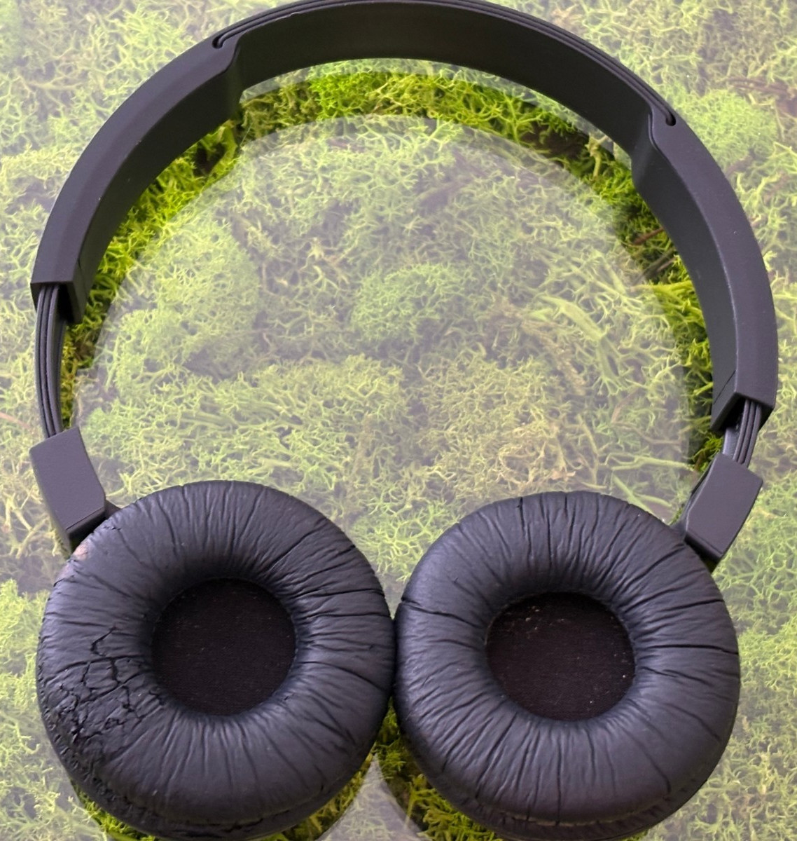 JBL T450BT Wireless Bluetooth Headphones