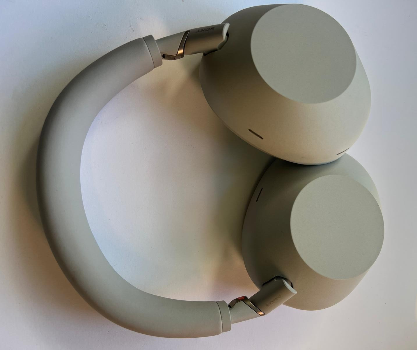 Certified Sony WH-1000XM6 Wireless Noise Cancelling Headphones Platinum Silver