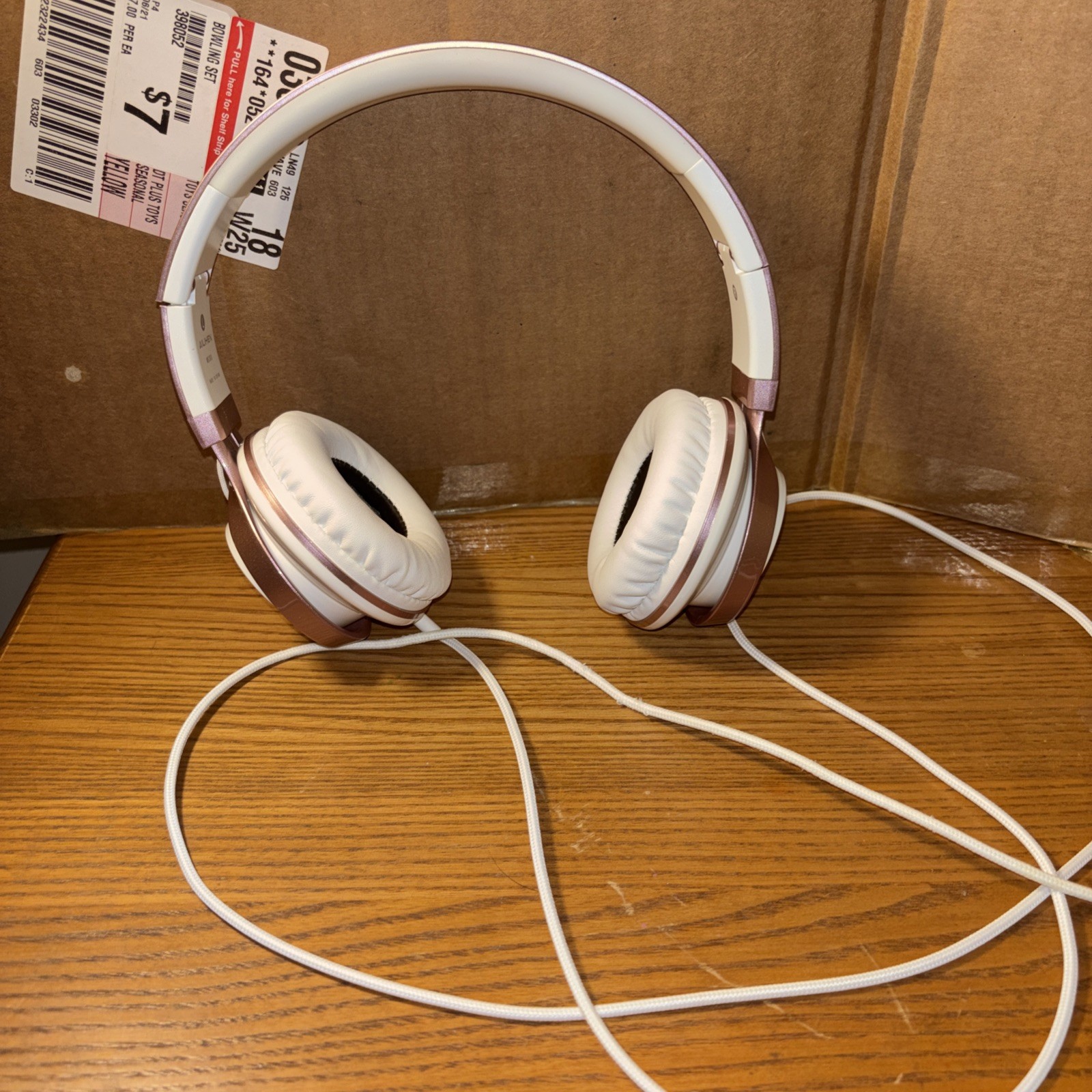 AILIHEN Wired Headphones with Mic, Girls for School, Medium, Pink