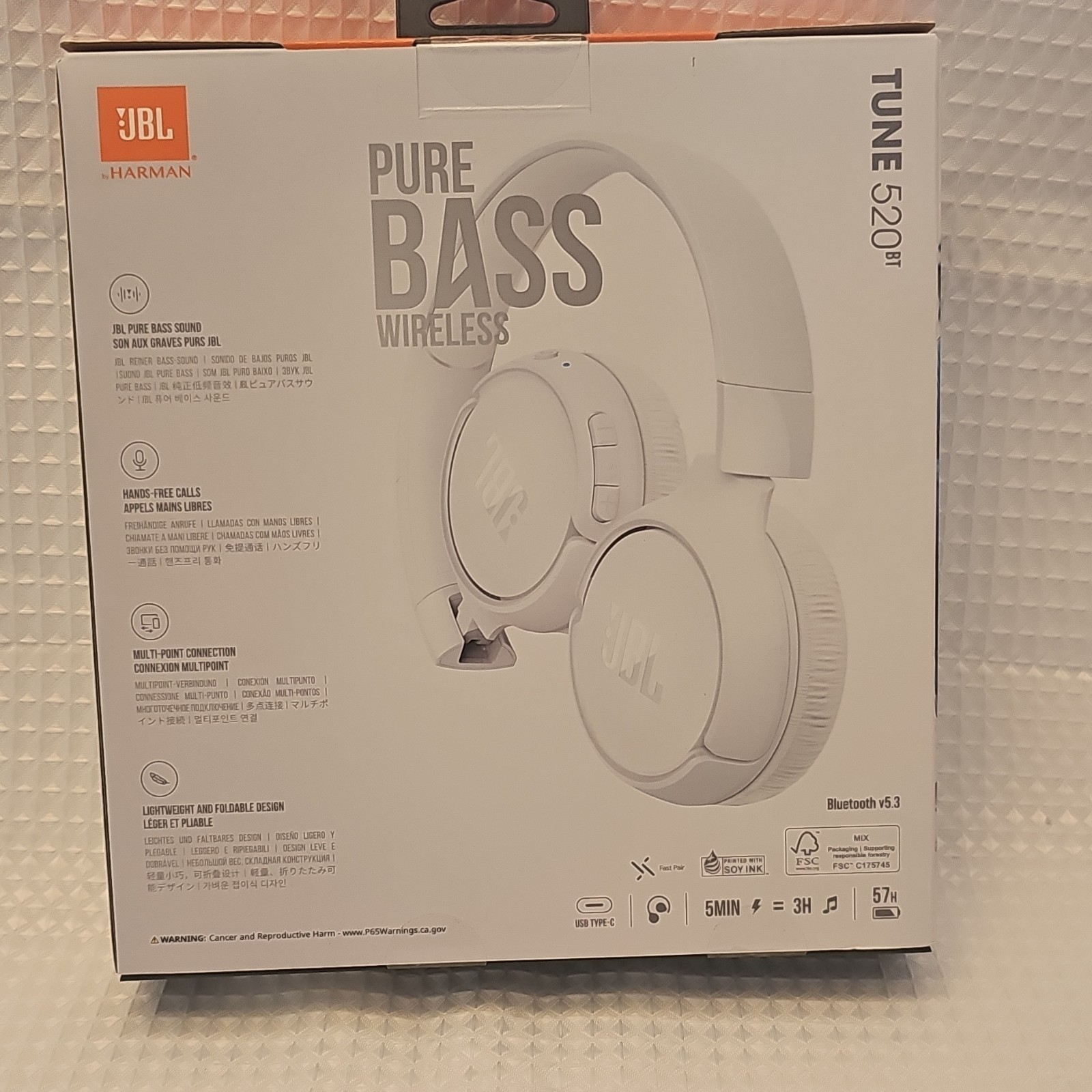 JBL Tune 520BT Wireless On-Ear Headphones Bluetooth USB-C White Foldable