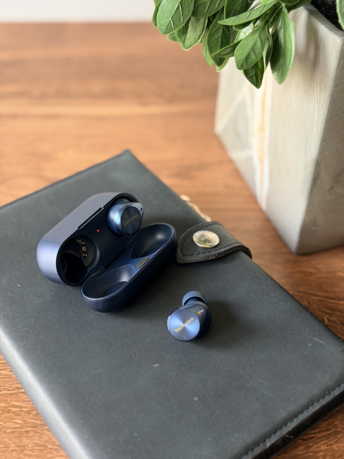 Technics EAH-AZ80 True Wireless Noise Cancelling Earbuds Blue w/ Box