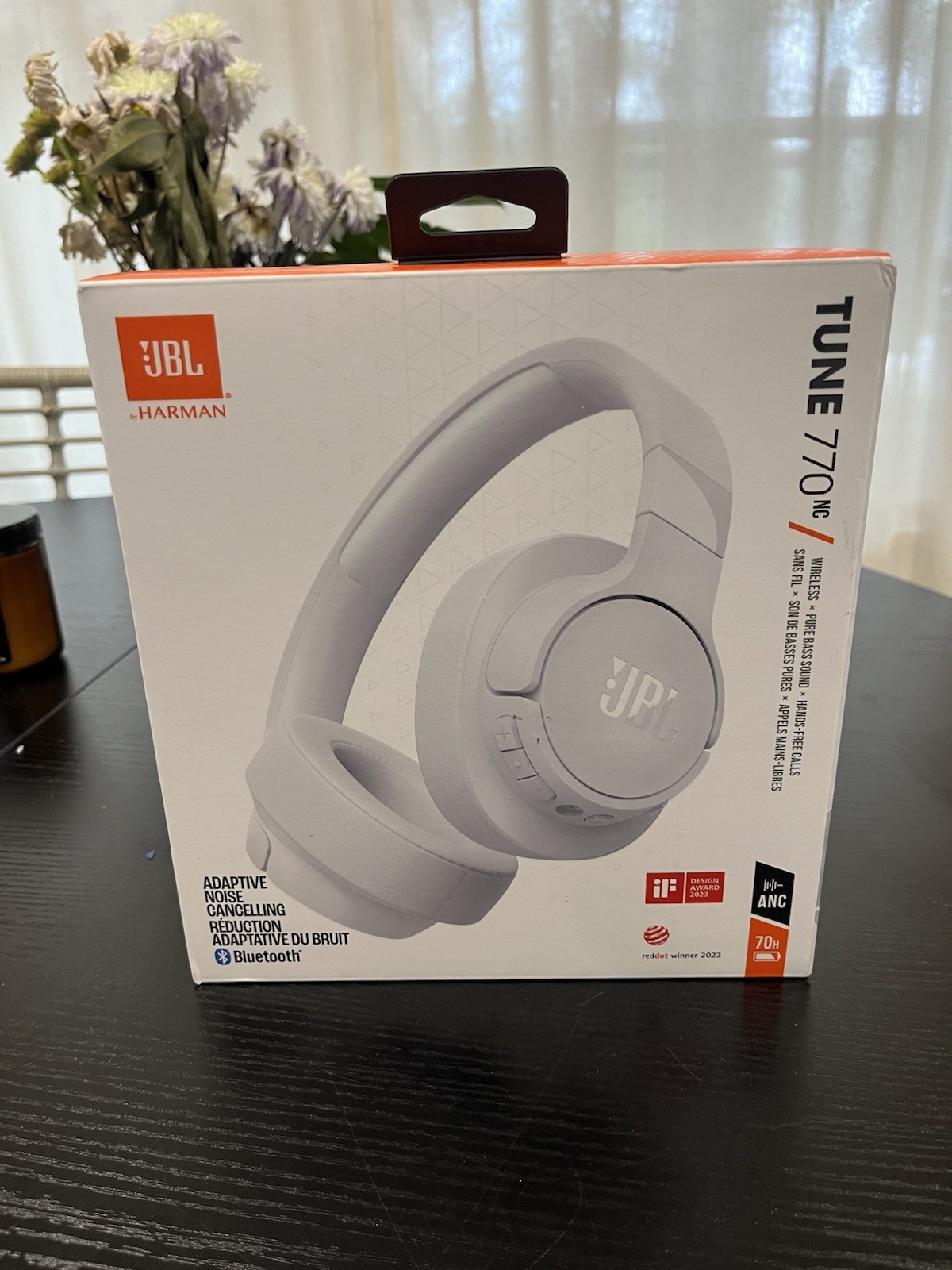 JBL Tune 770NC Bluetooth Wireless Over The Ear Headphones, White – Brand New