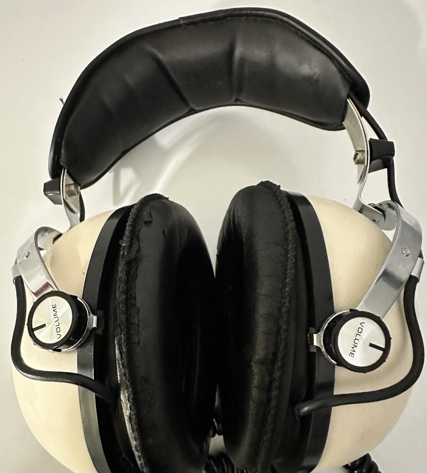 Pioneer SE-50 Stereo Over-Ear Headphones Adjustable Headband 1/4″ Plug Case
