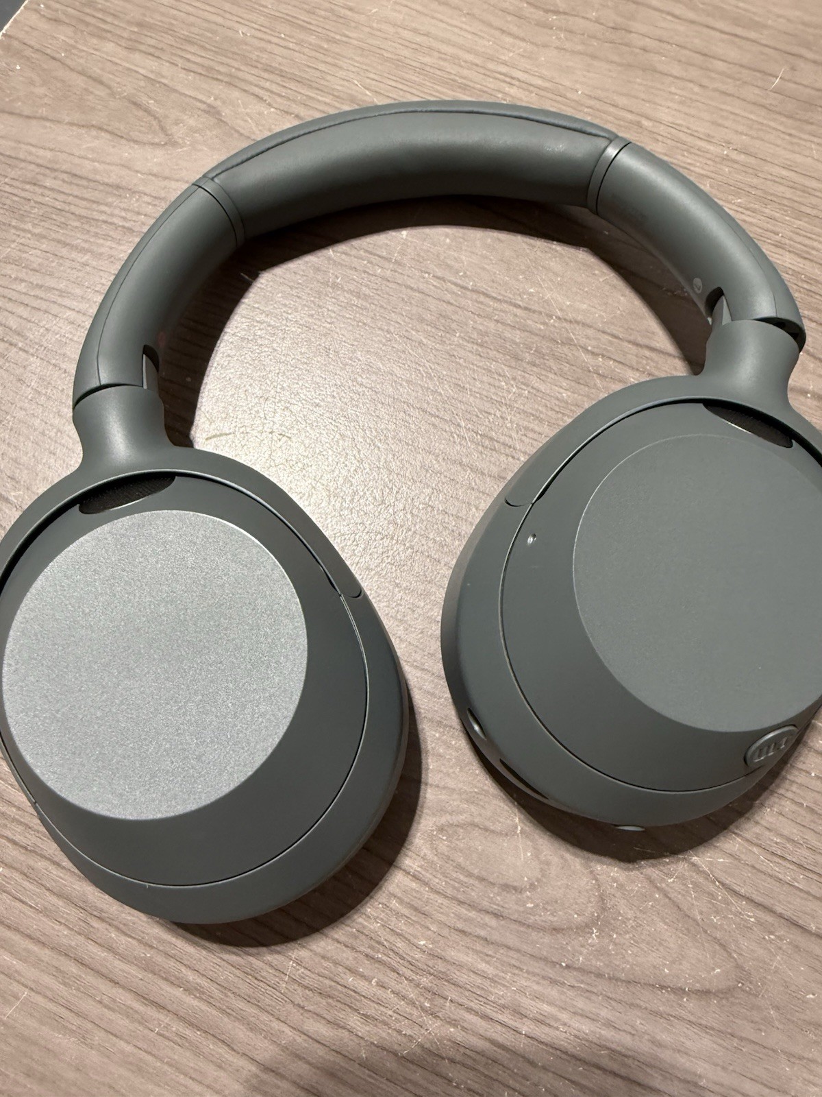 SONY ULT WEAR WIRELESS NOISE CANCELLING Headphones Model w/ Case-FOREST GREY