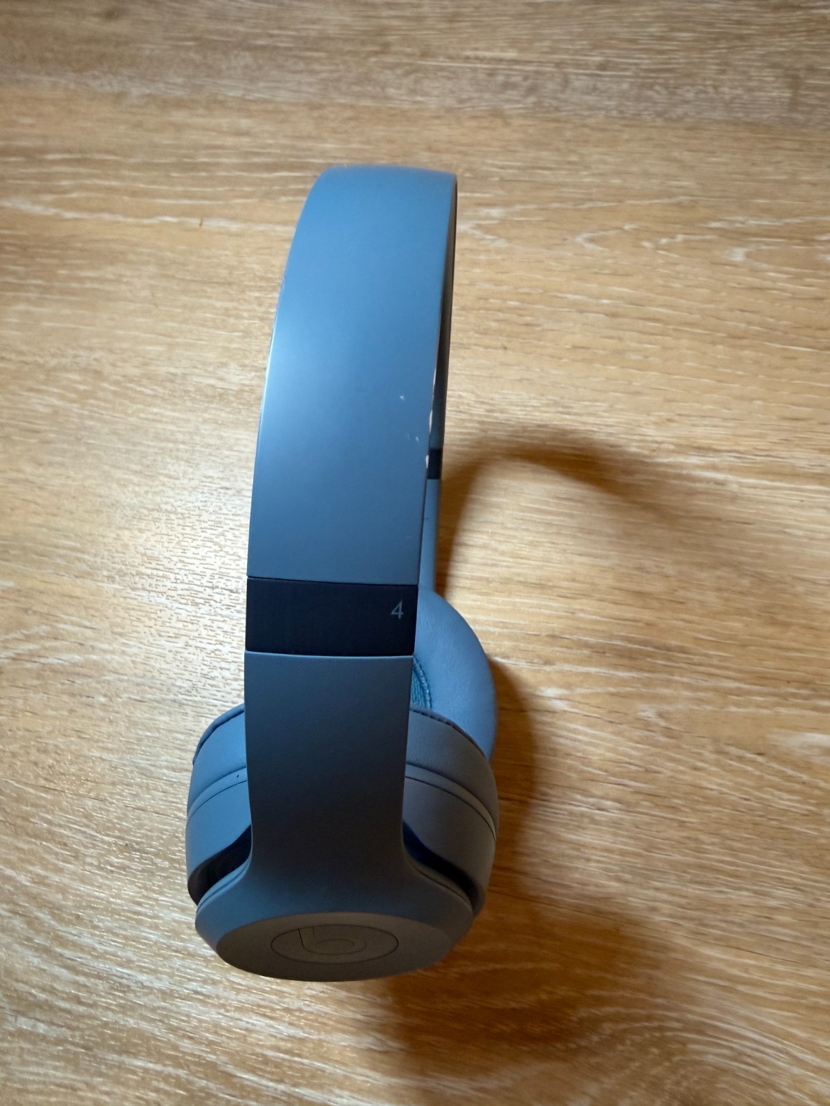 Beats – Solo 4 Wireless On-Ear Headphones various colors (A grade Condtion)