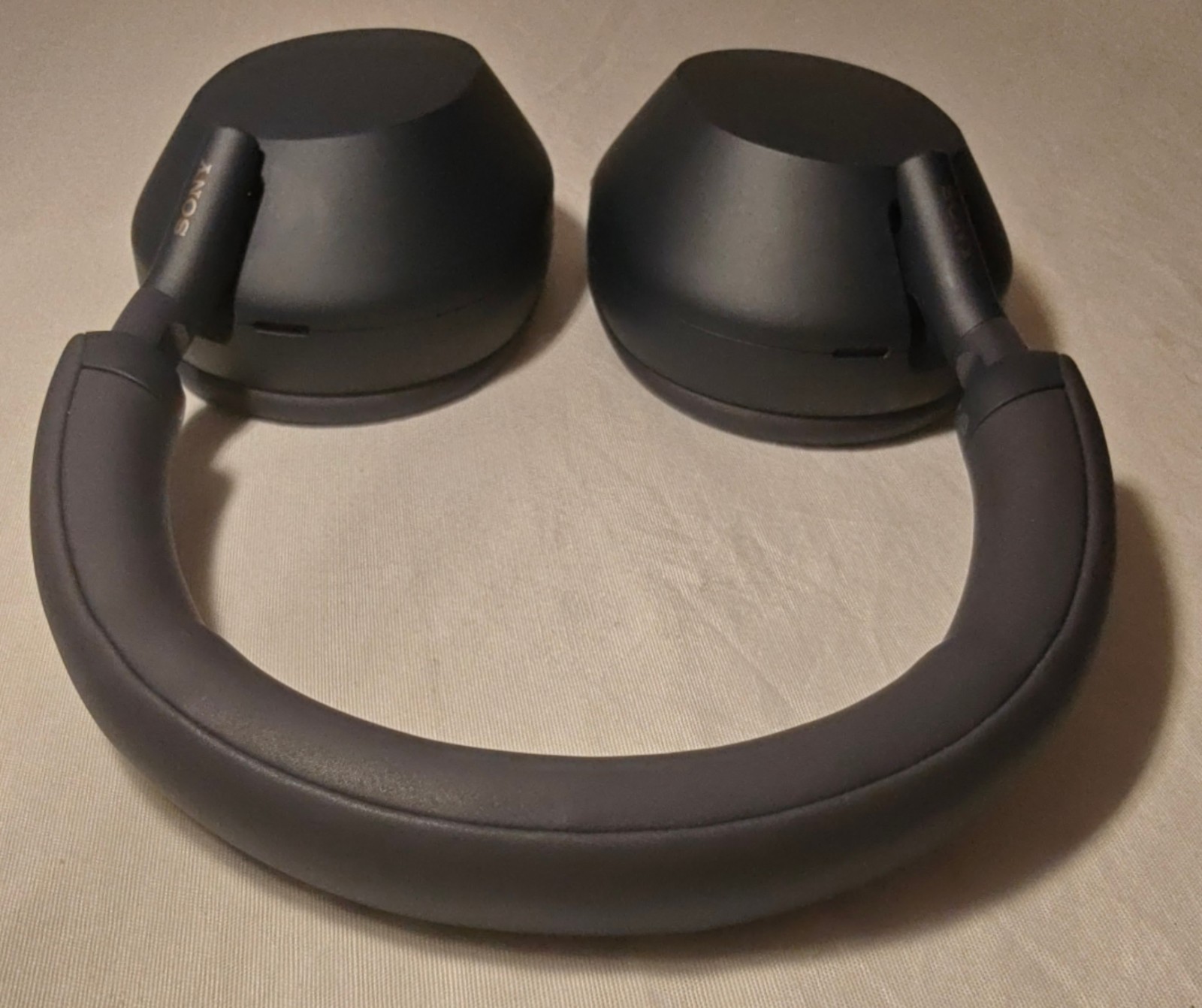 Very Nice Navy Blue Sony WH1000XM5 Noise Cancelling Over Ear Headphones W/ CASE!