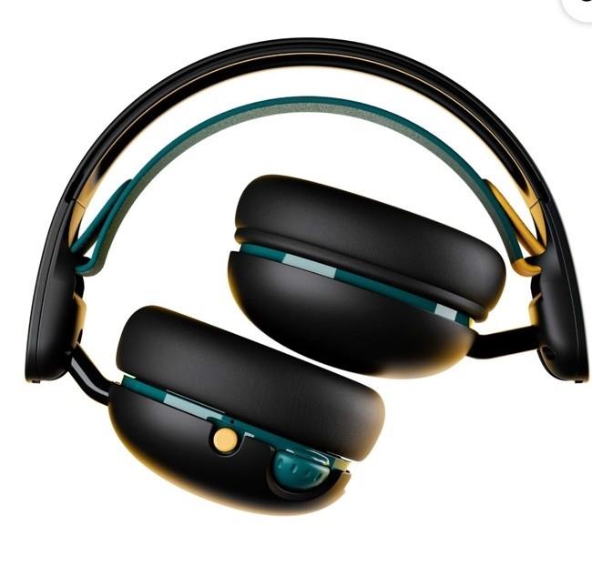 Skullcandy Grom XT Bluetooth Wireless Headphones in Black