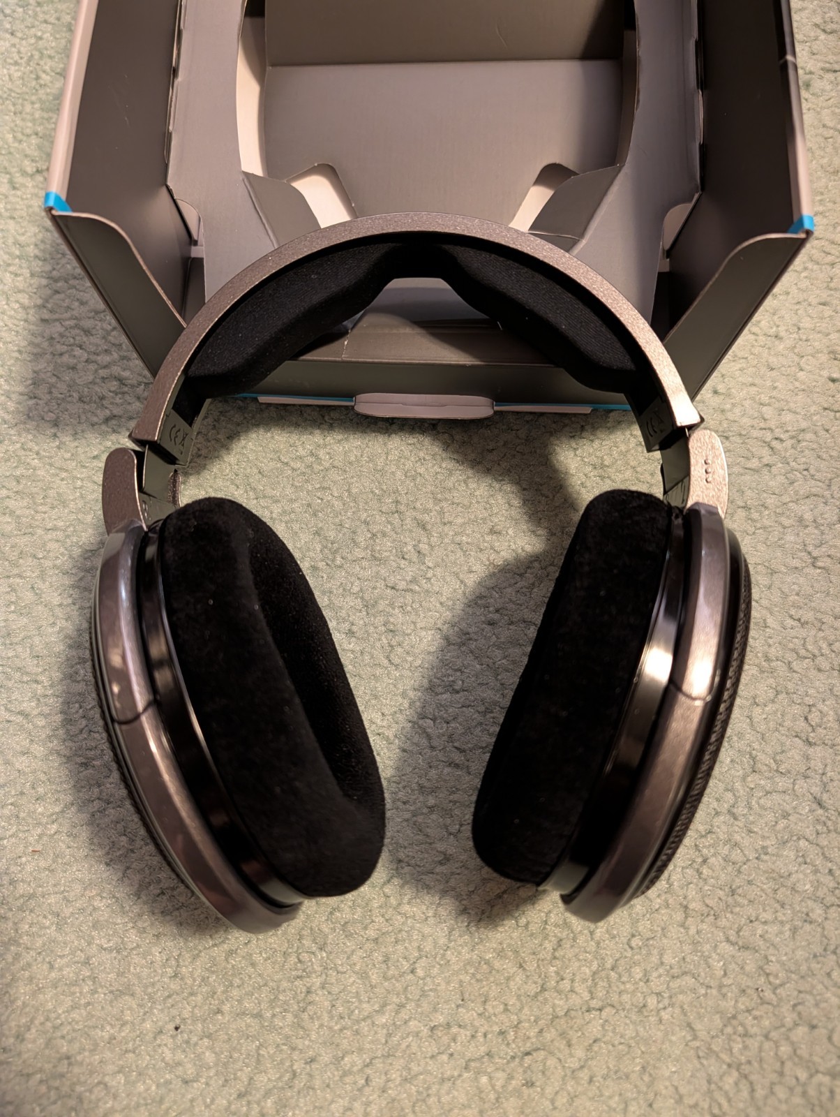 Sennheiser HD 650 Over Ear Headphones – Gray/Black