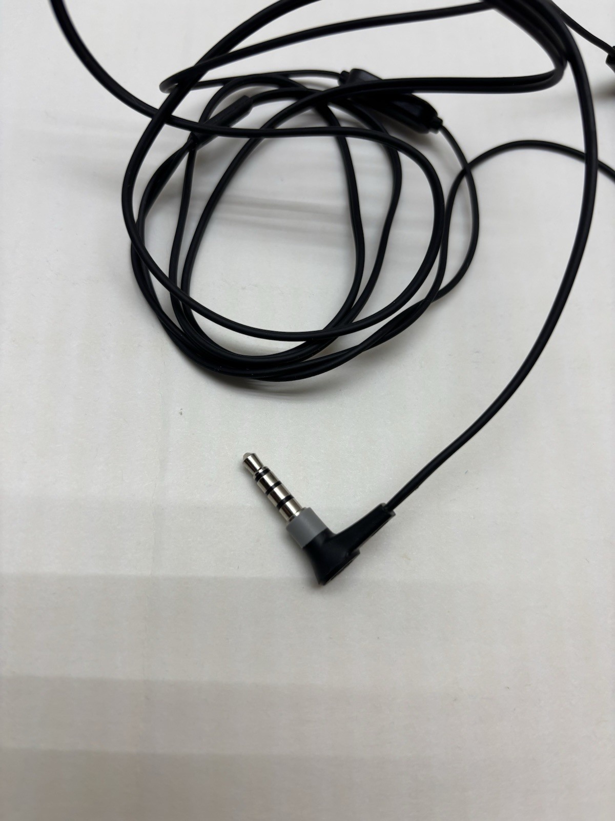 JLAB JBuds Pro Signature Earbuds Titanium 10mm Drivers Music Control Black