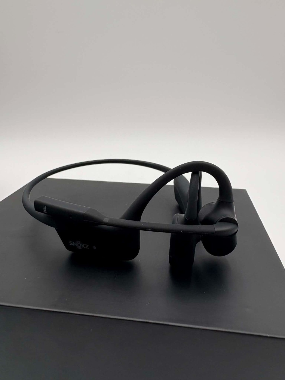 Shokz OpenComm 2 UC USB-C Bone Conduction Headset With Microphone Comms Talk