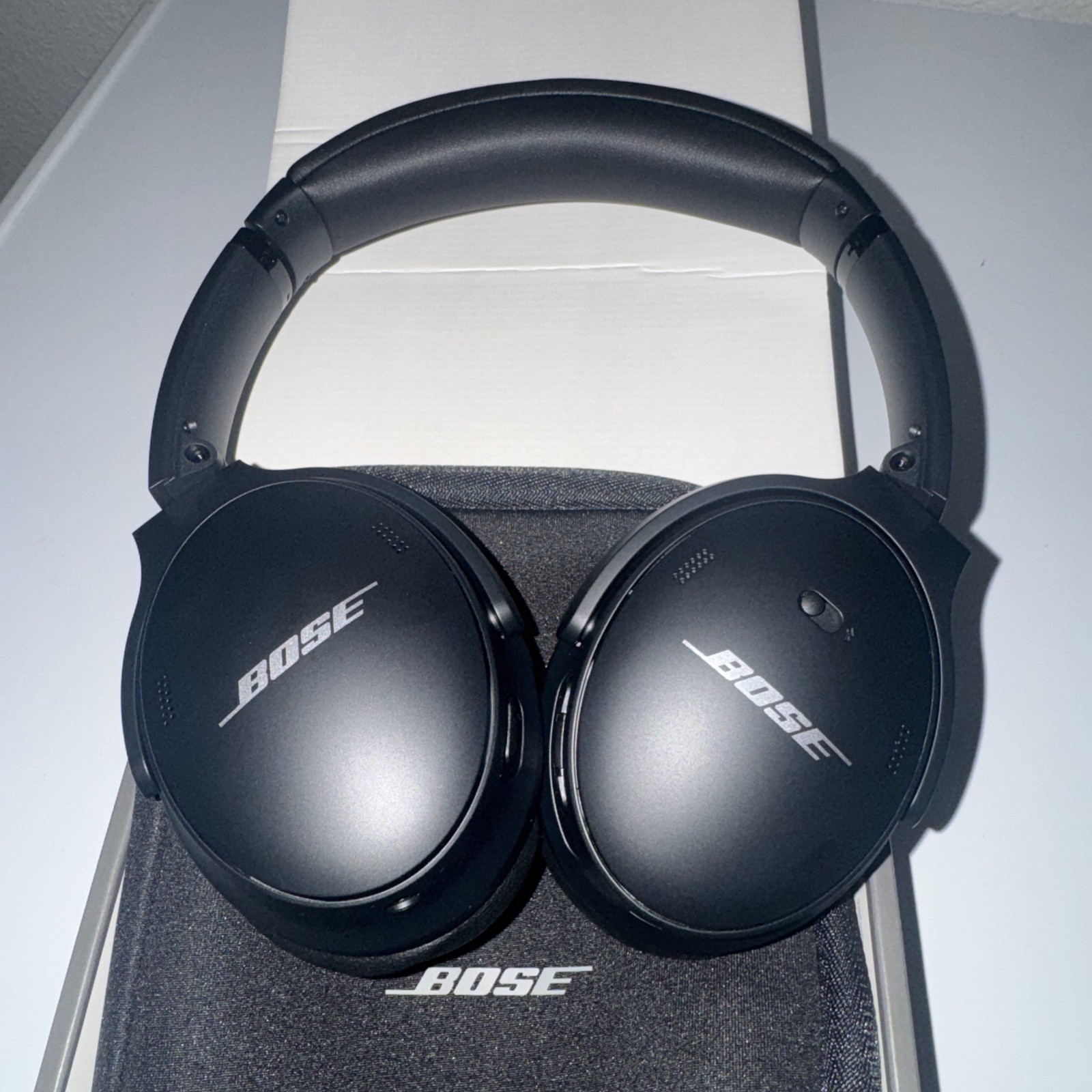 Bose QuietComfort Headphones SC Noise Cancelling Black 884367-0900