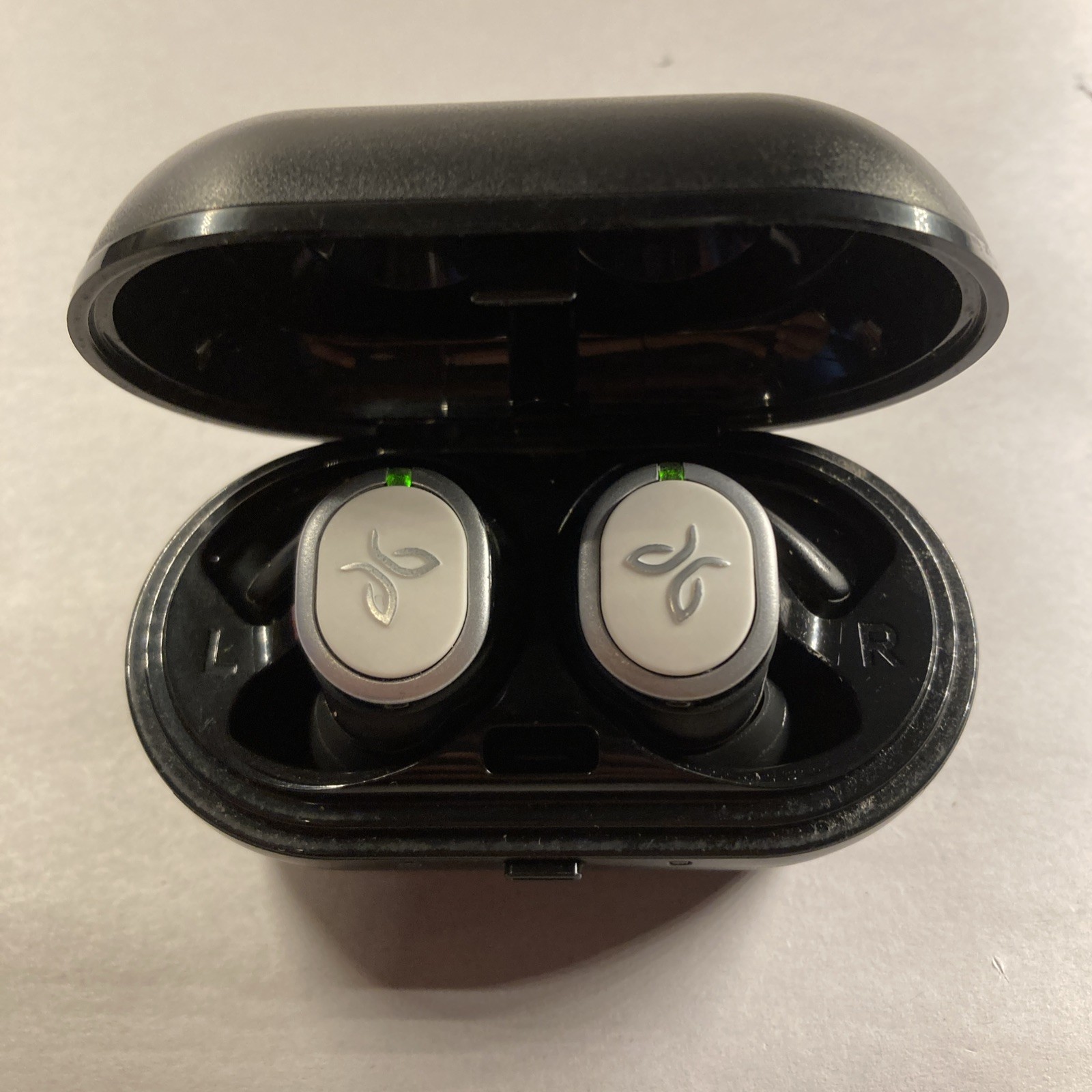 Jaybird RUN True Wireless Sport Headphones Black Sweat-Proof Secure Fit New