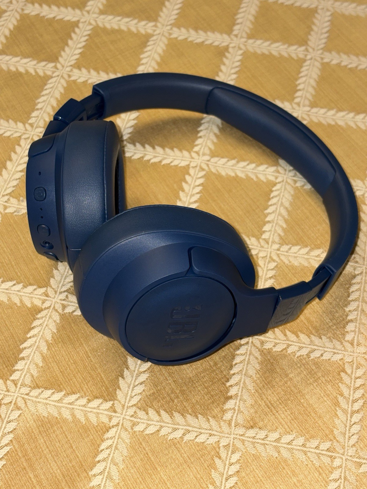JBL Tune760NC Over-Ear Headband Headphones Bluetooth & 3.5mm Jack Blue