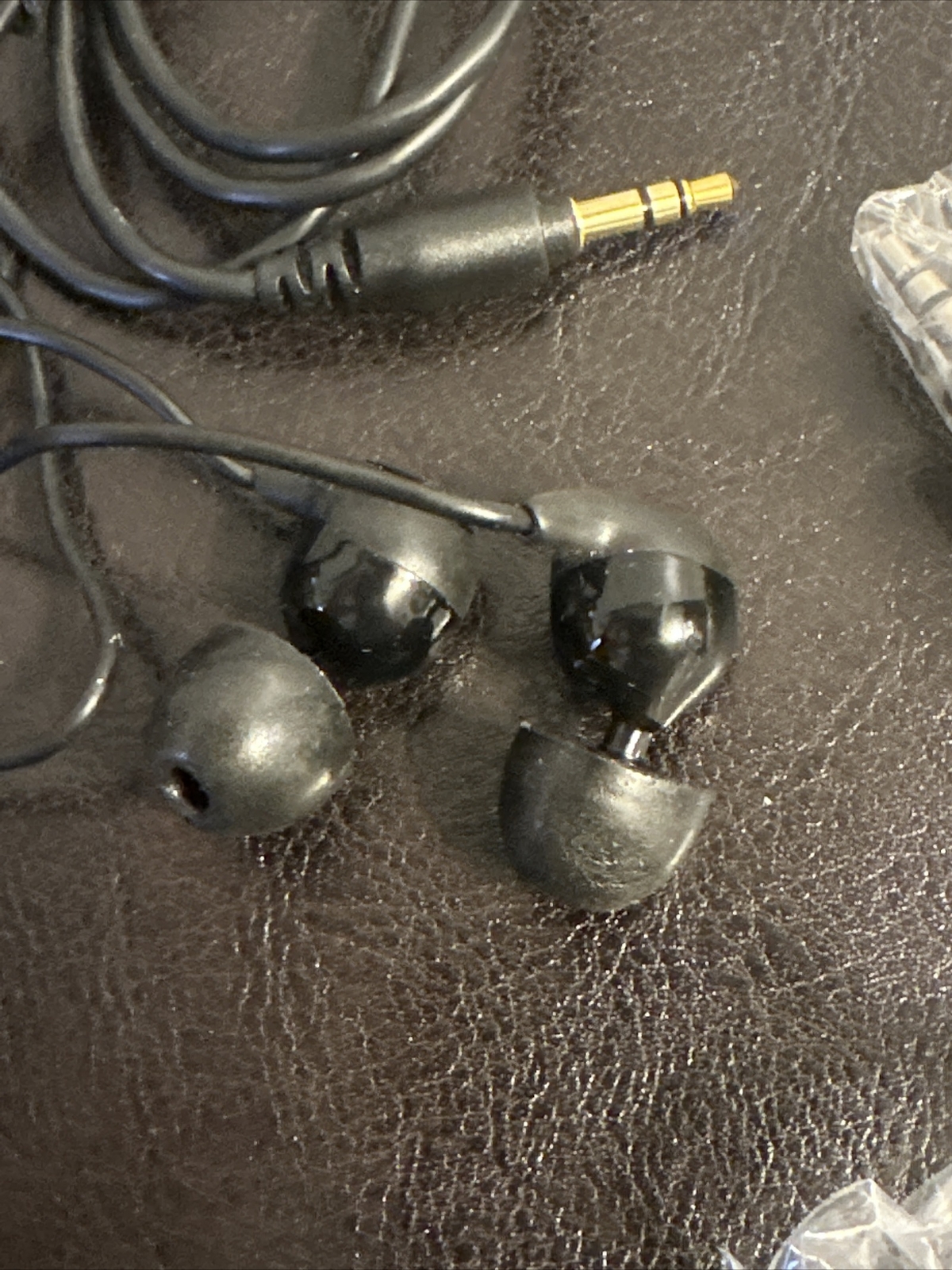 SHURE SE110 Sound Isolation Earphones inears