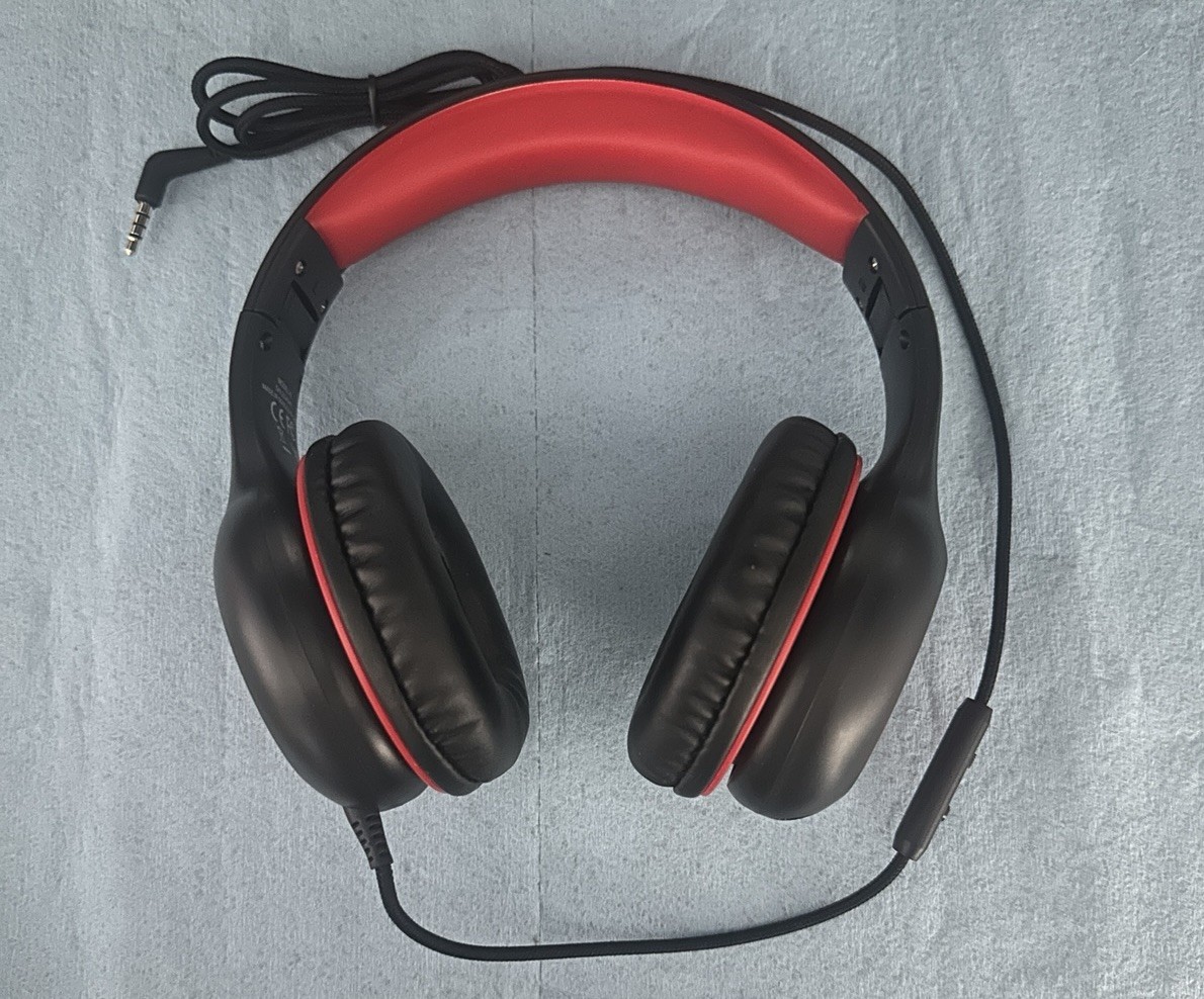 New EarFun Kids Headphones Wired with Microphone Red and Black