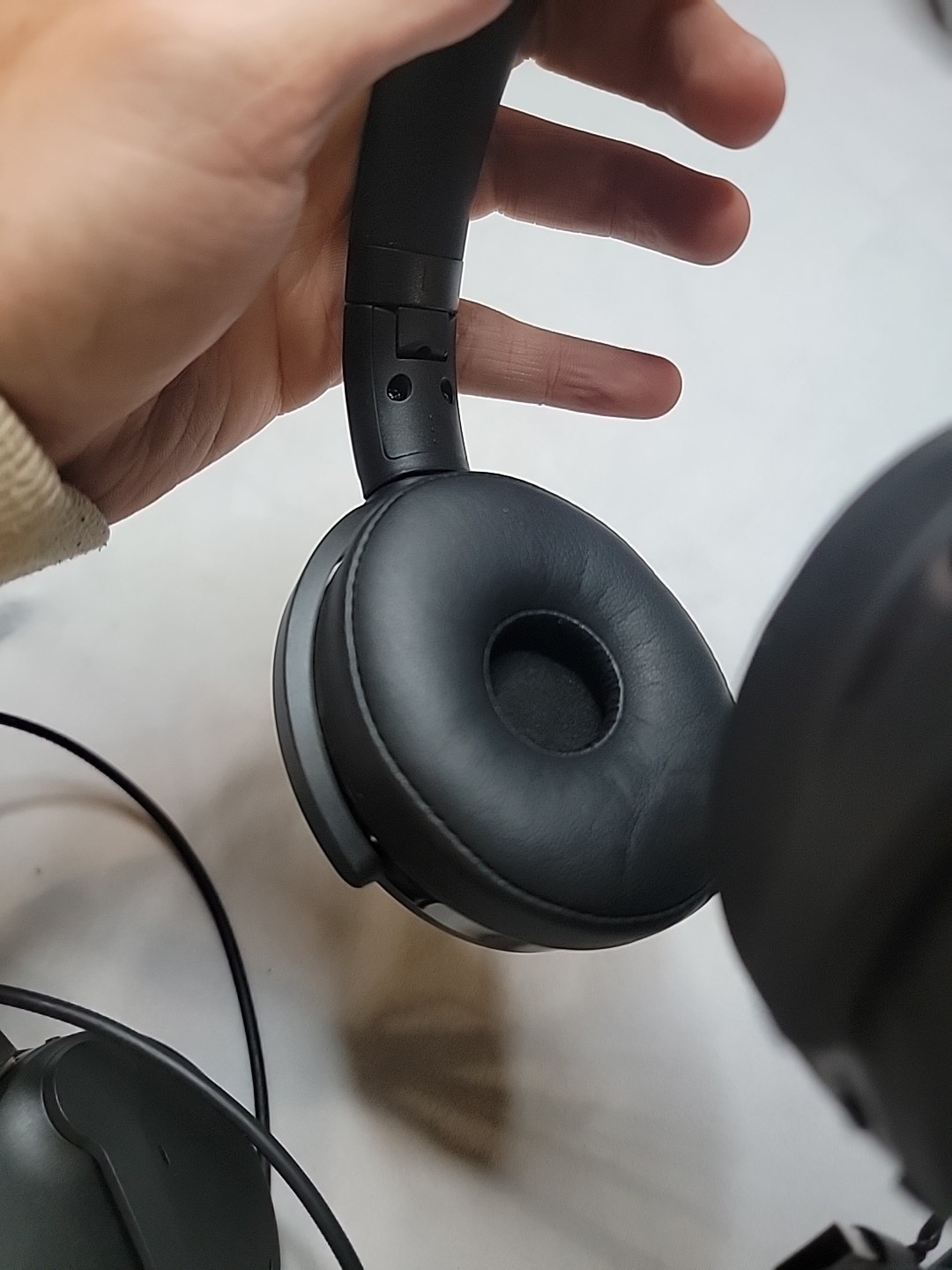 Epos Sennheiser Adapt 560 Dual-Connect Wireless On-Ear Headset w/Mic