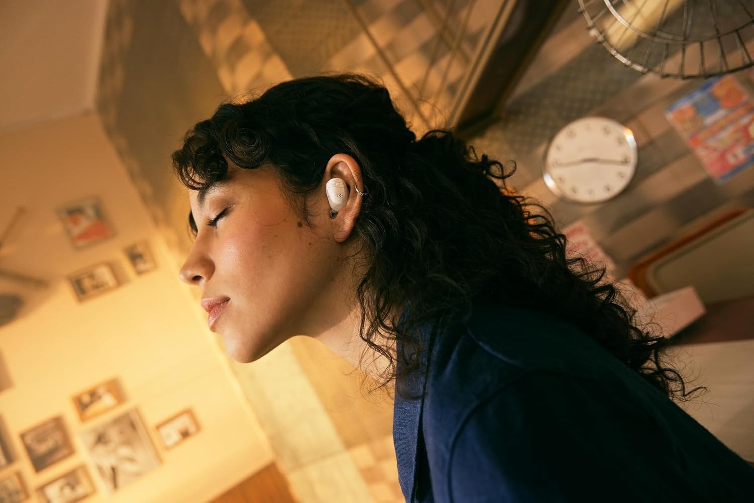 Sennheiser ACCENTUM True Wireless Earbuds – Crystal-Clear Sound White