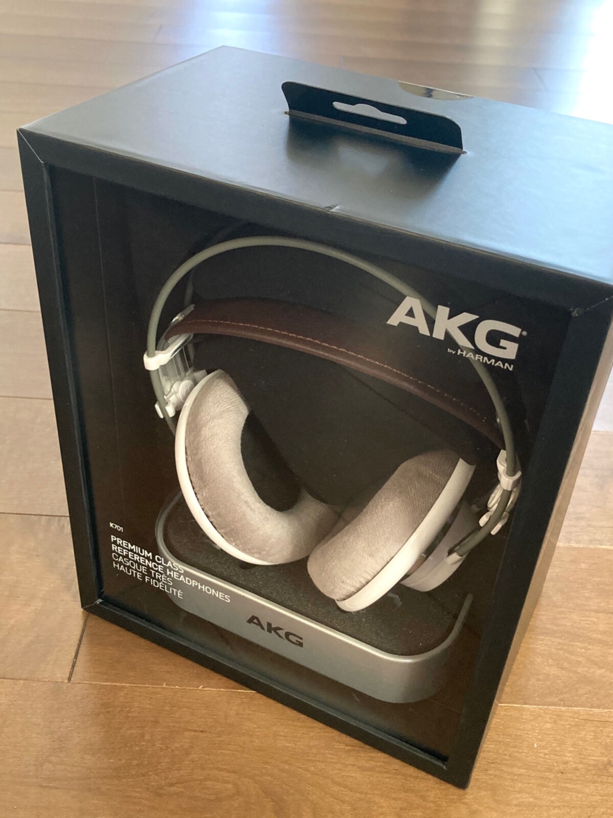 AKG K701 Premium Class Reference Headphones 2458X00180 (B-Stock)