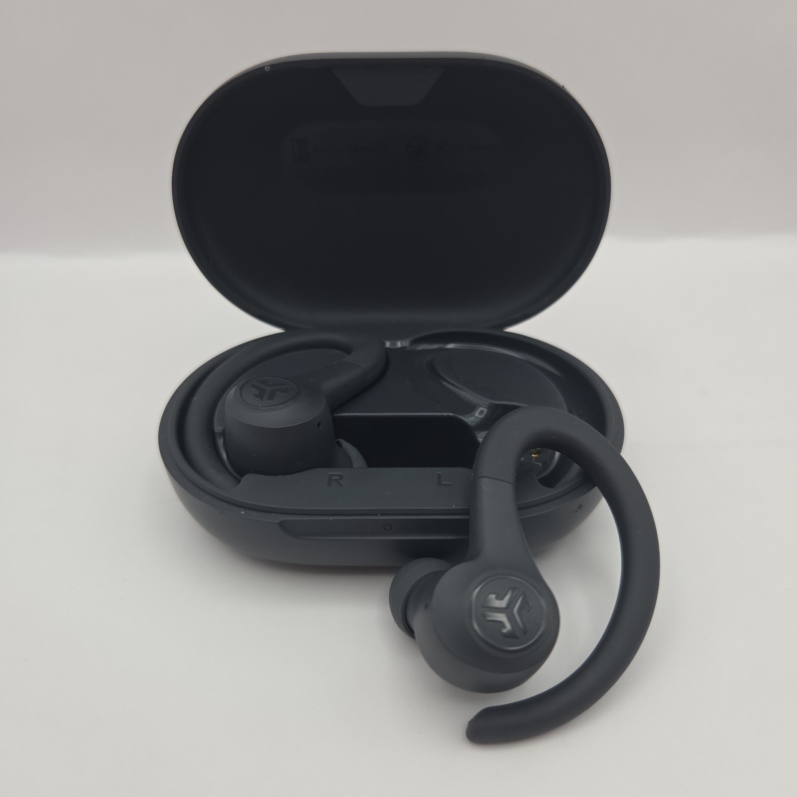 JLab Go Air Sport True Wireless Bluetooth Earbuds W/ Charging Case Black GENUINE