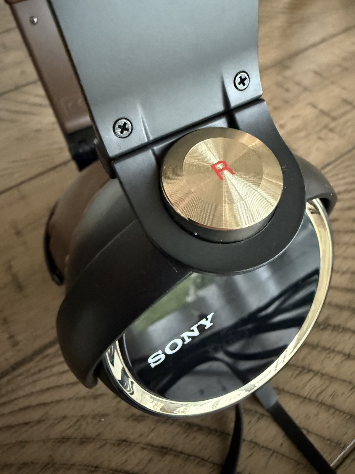 Sony MDR-XB600 Extra Bass Wired On-Ear Headphones Brown/Black/Gold GREAT COND