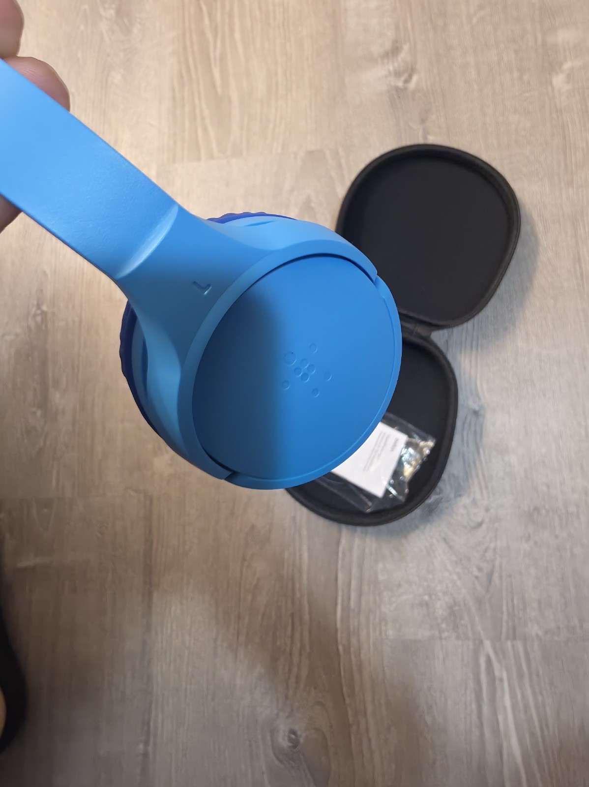 Belkin SoundForm Mini – Wireless Bluetooth Headphones for Kids with 30H Battery